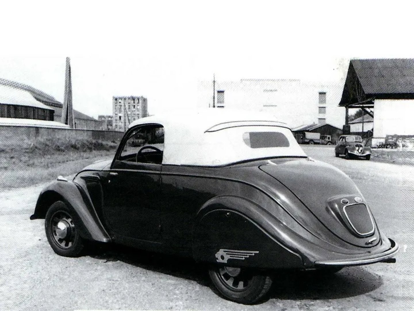 Peugeot_202_1_generation__Cabrio__2.jpg