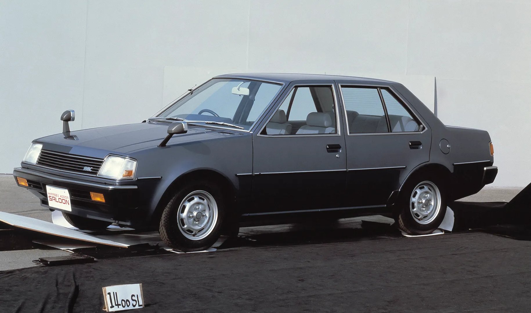 Mitsubishi Mirage 1 generation  Sedan
