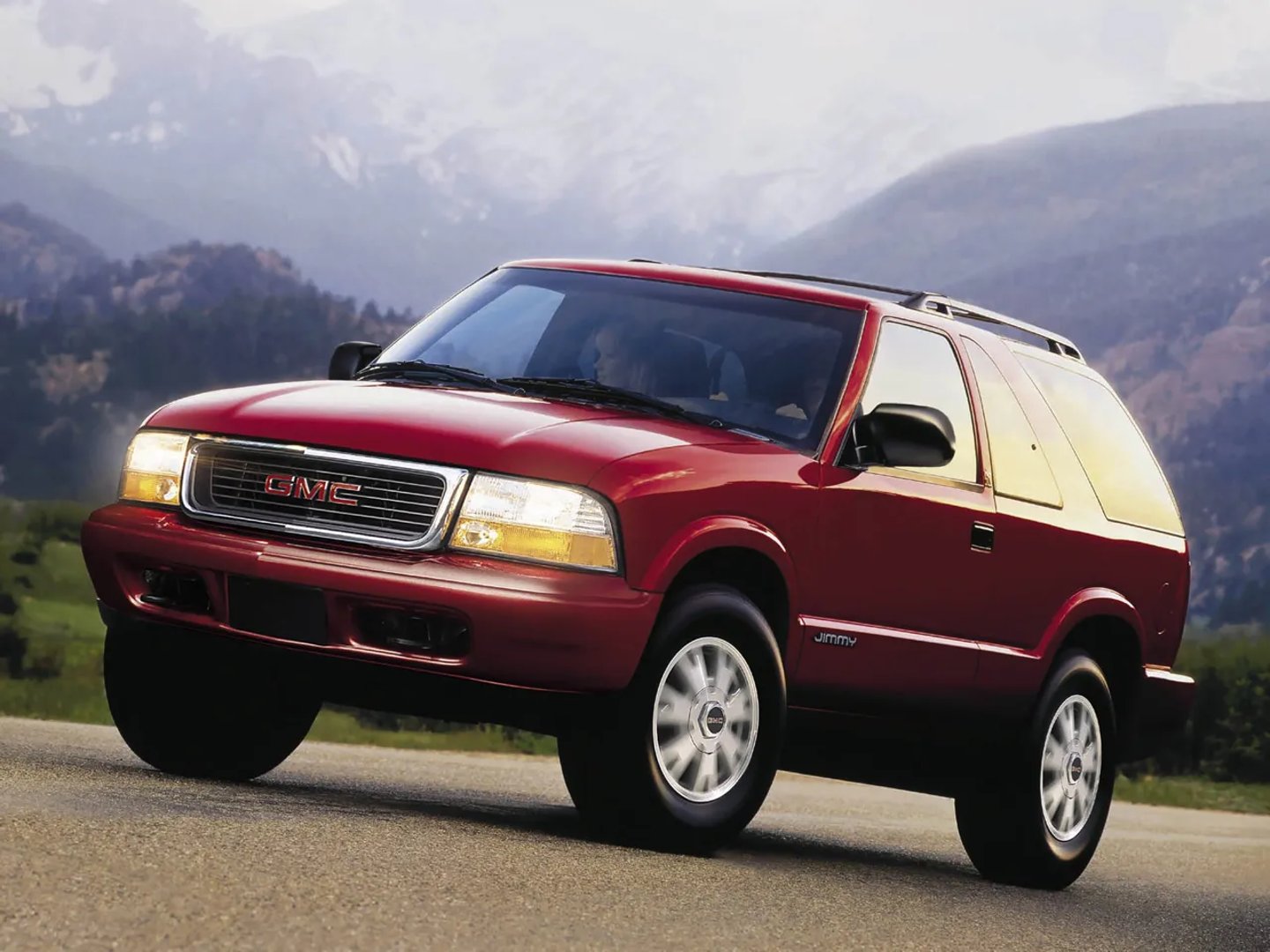 GMC_Jimmy_1_generation__SUV_3-doors__1.jpg