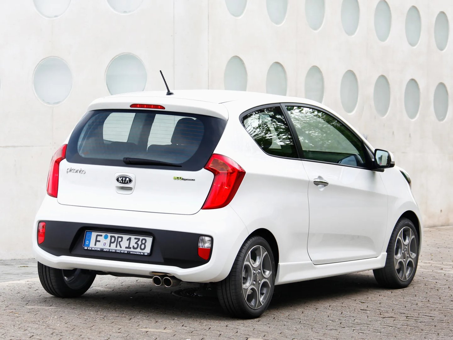 Kia_Picanto_2_generation__Mini_3-doors__10.jpg
