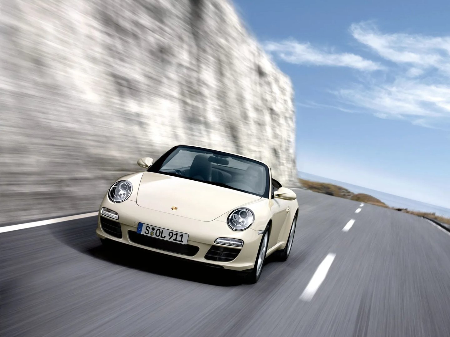 Porsche_911_6_generation_restyling__Cabrio__2.jpg