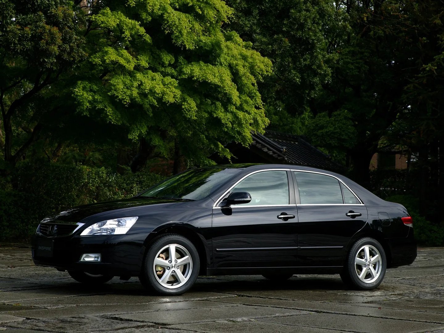 Honda_Inspire_4_generation__Sedan__2.jpg