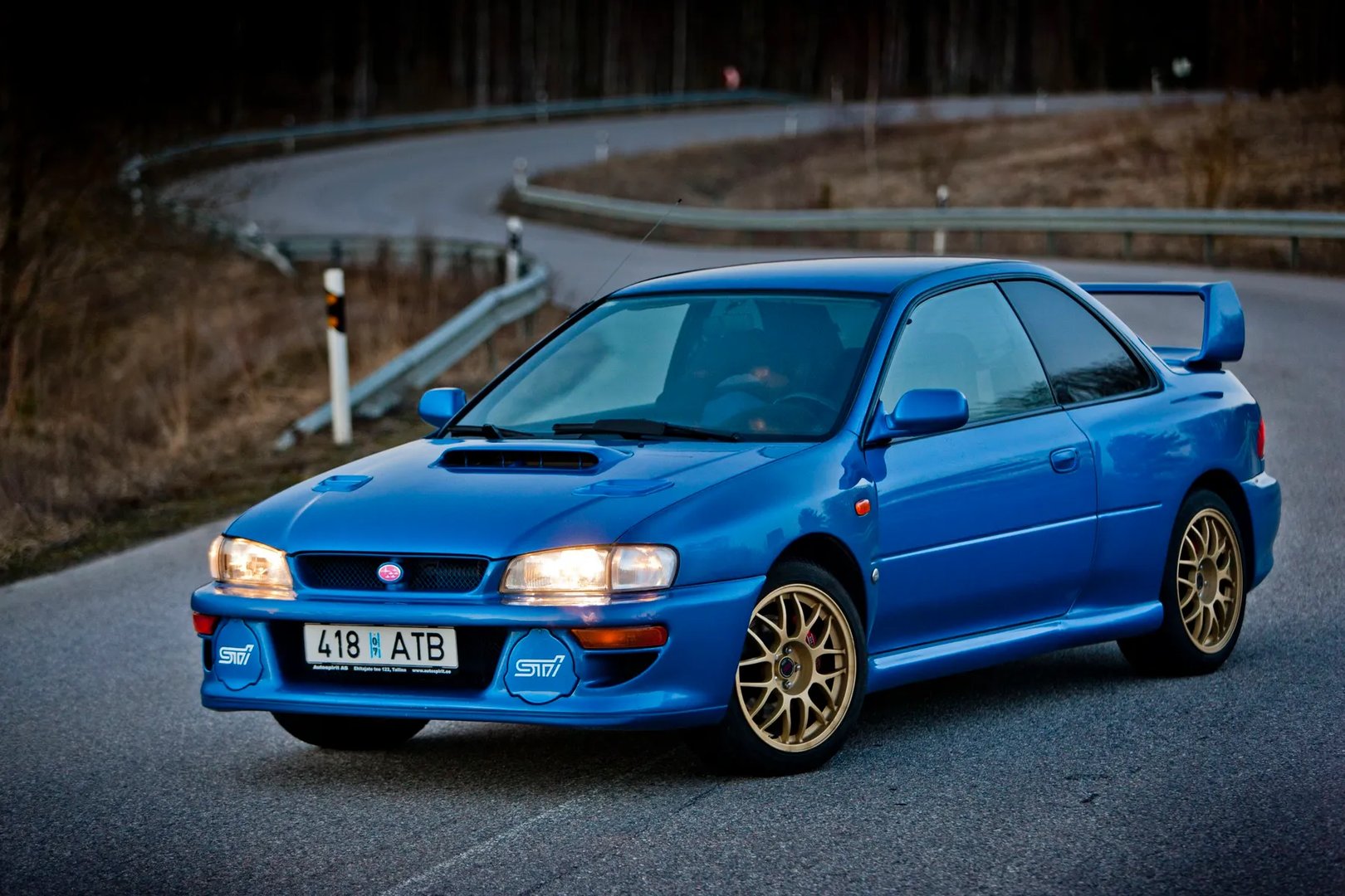 Subaru_Impreza_WRX_1_generation__Coupe__2.jpg