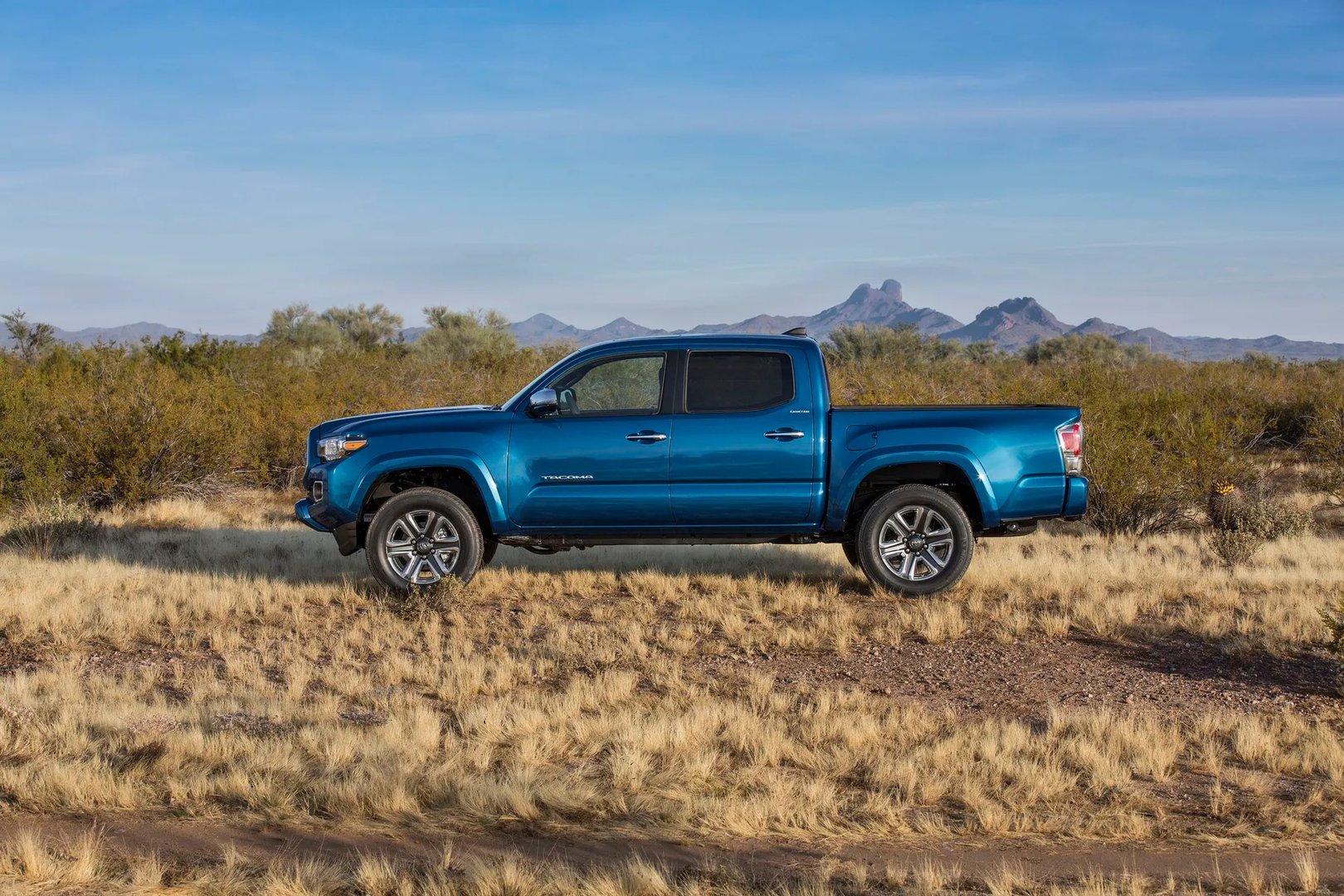 Toyota_Tacoma_3_generation__Pickup_double-cab__4.jpg