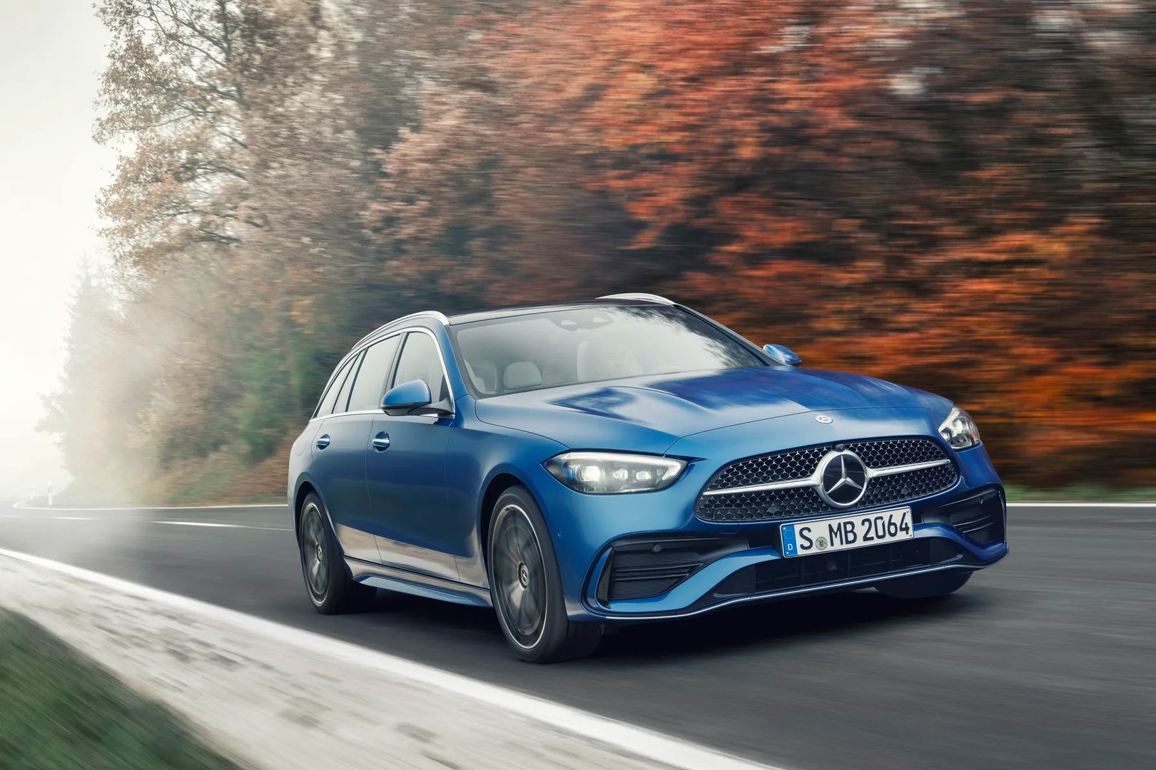 Mercedes_C-Class_5_generation__Estate__1.jpg