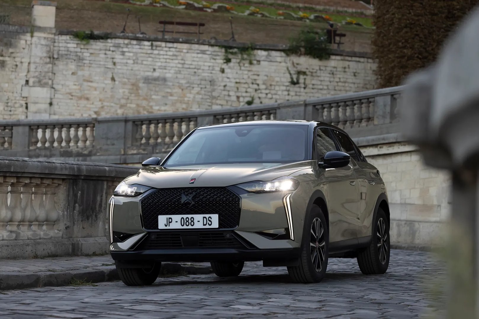 DS_3_1_generation_restyling_2__SUV_5-doors__9.jpg