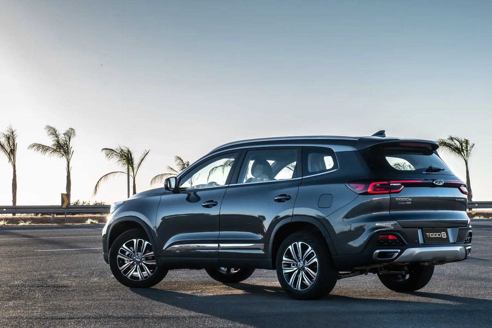 Chery_Tiggo_8_1_generation_restyling__SUV_5-doors__2.jpg