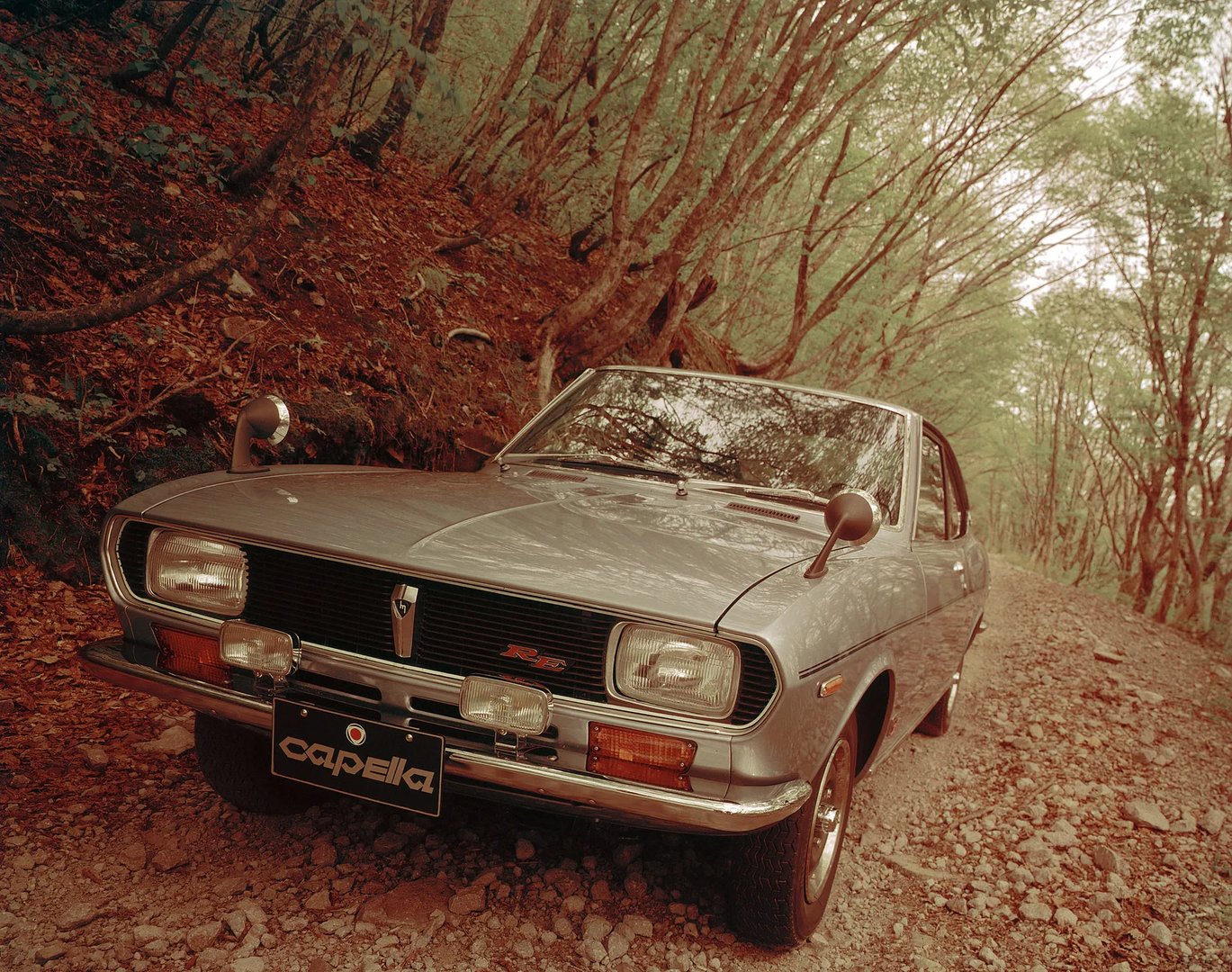 Mazda_Capella_1_generation__Coupe__2.jpg