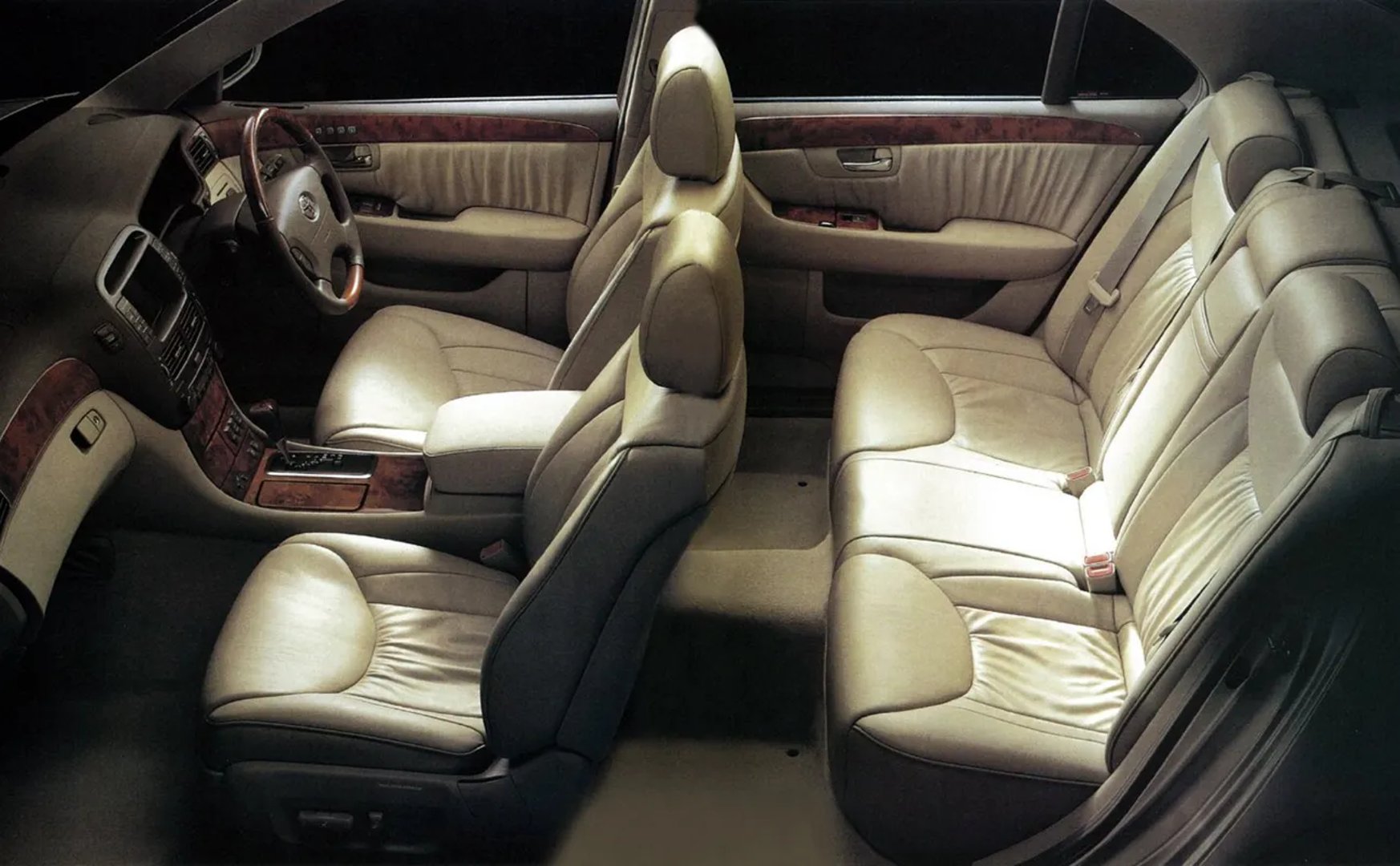 Toyota_Celsior_3_generation__Sedan__9.jpg
