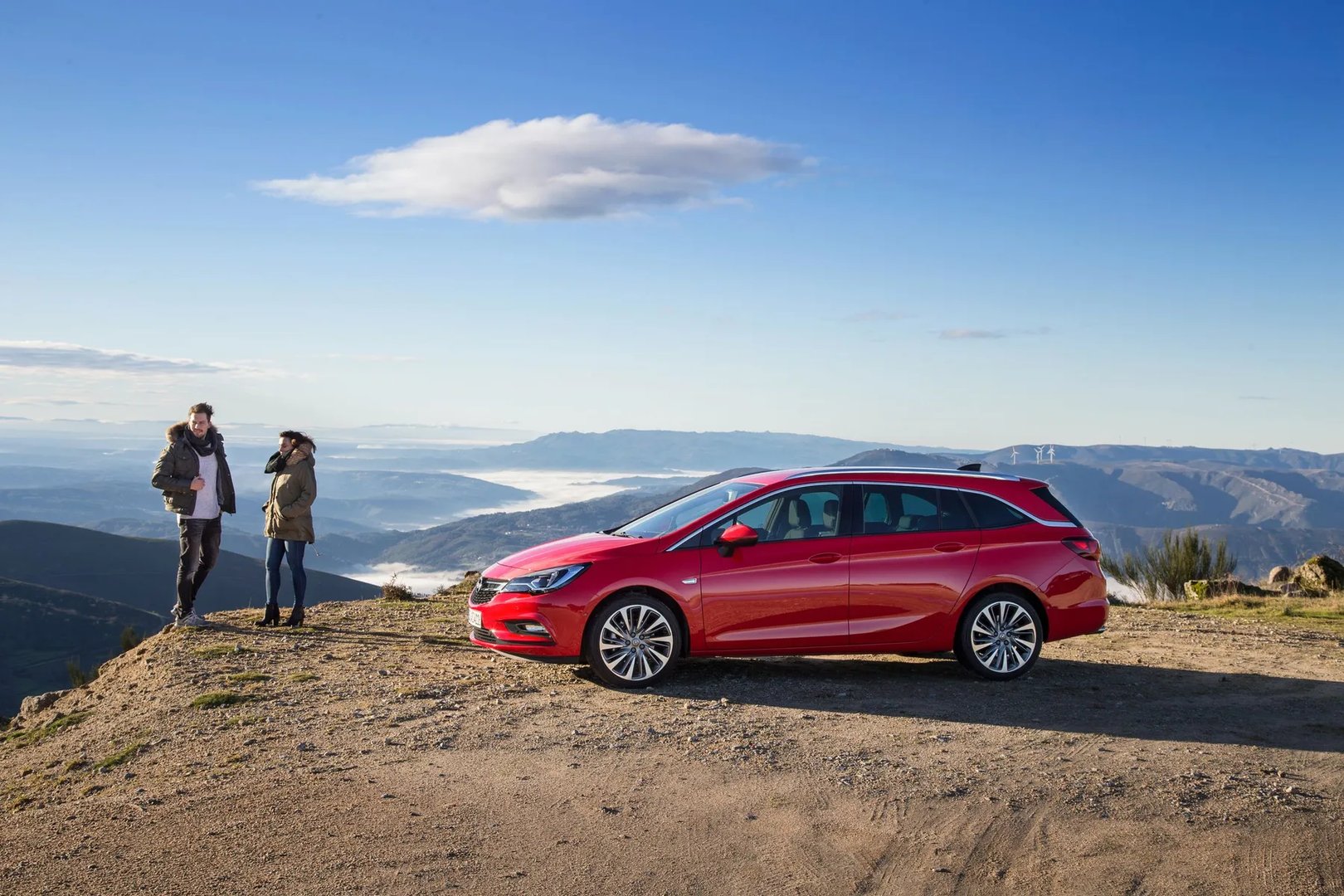Opel_Astra_5_generation__Estate_5-door__6.jpg