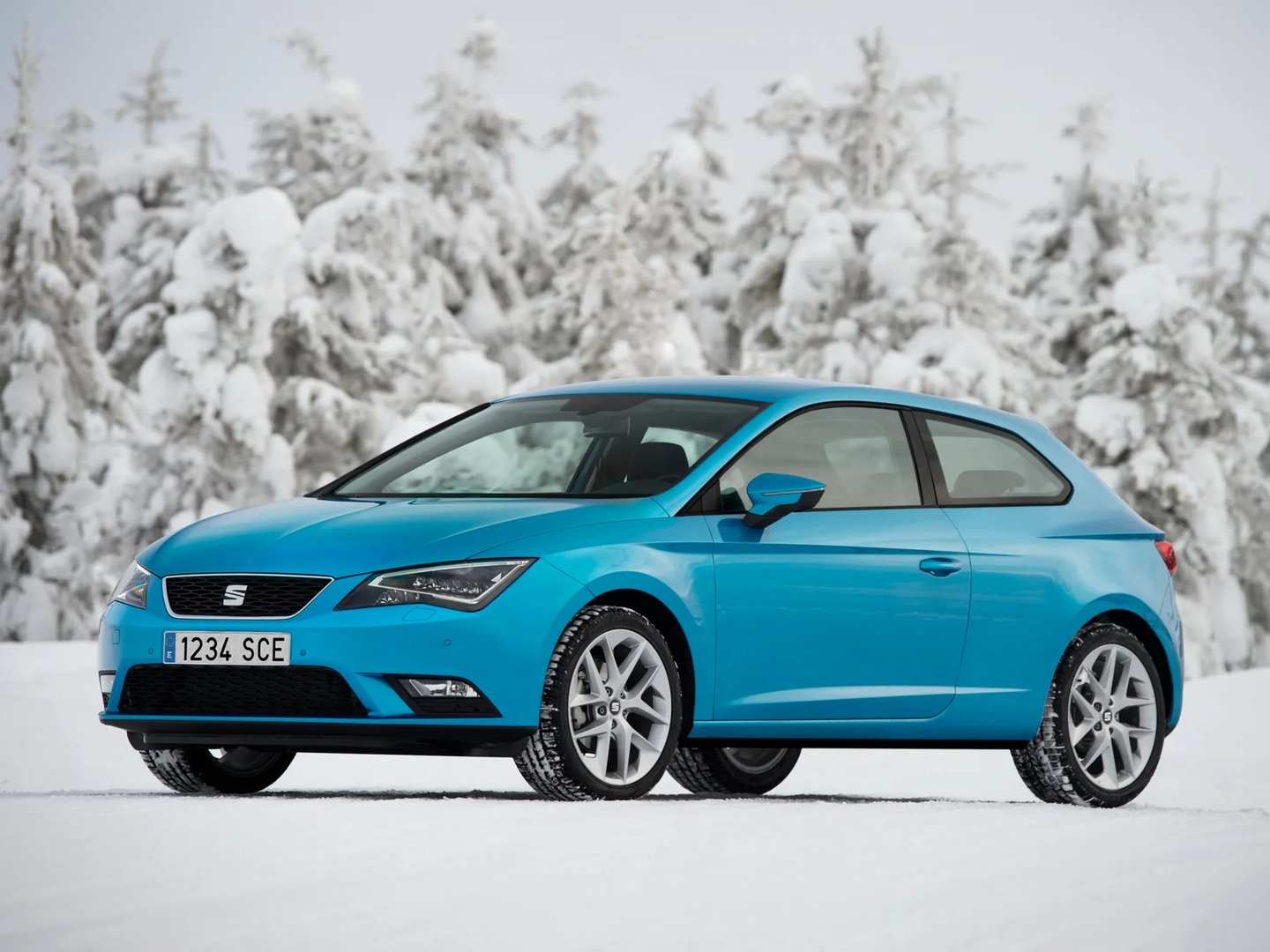 SEAT_Leon_3_generation__Hatchback_3-door__5.jpg