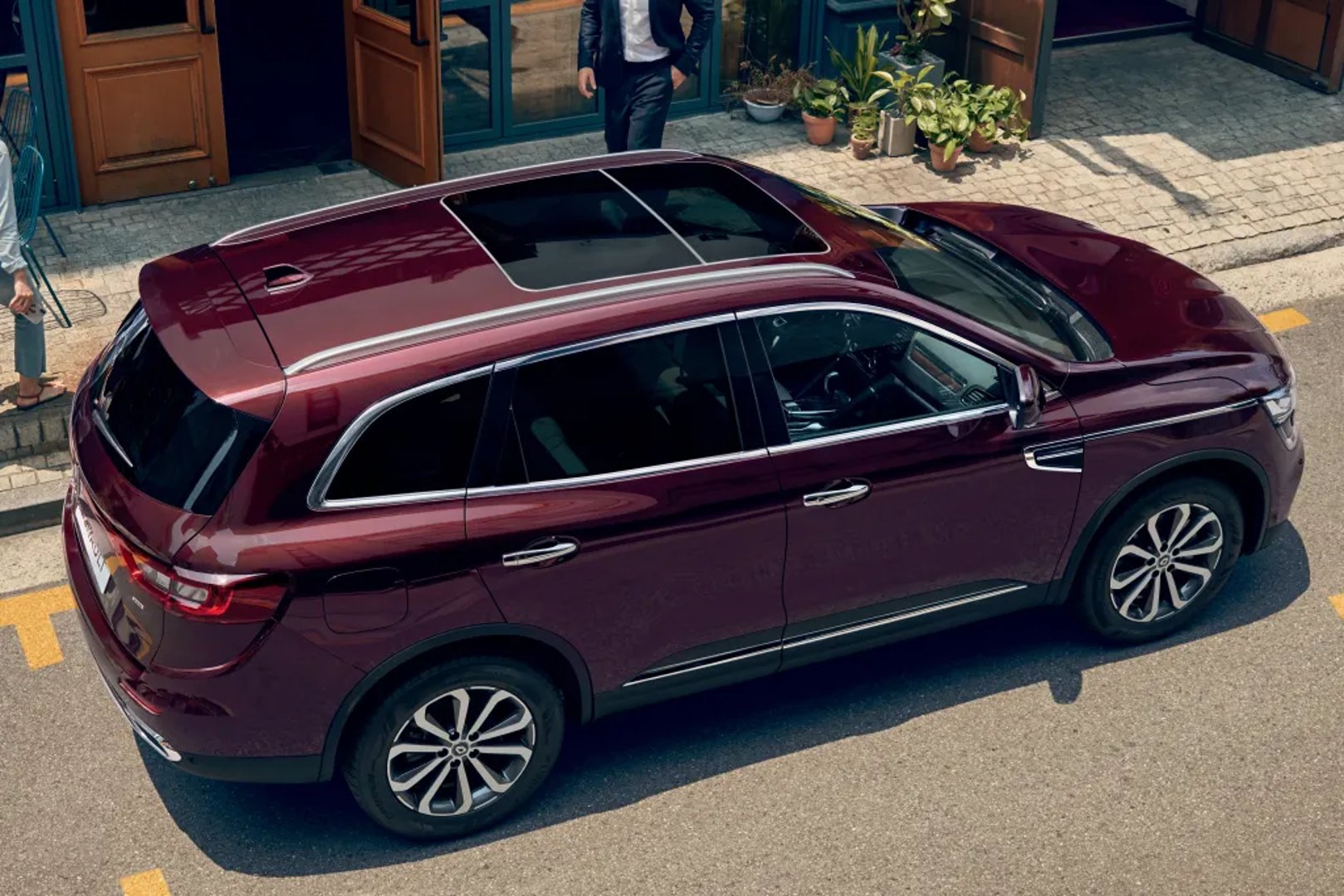 Renault_Koleos_2_generation_restyling__SUV_5-doors__8.jpg