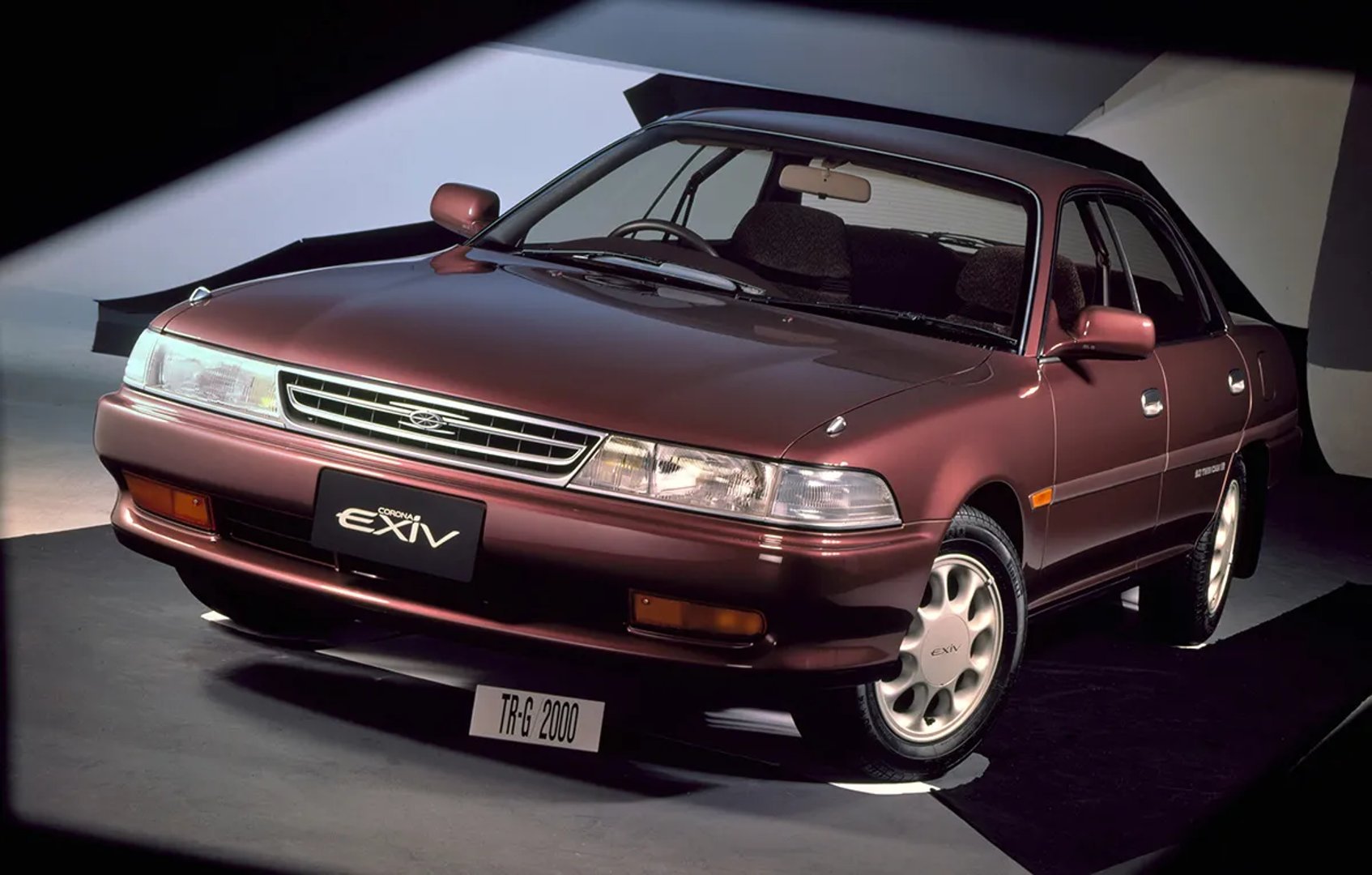 Toyota_Corona_EXiV_1_generation__Sedan_Hardtop__2.jpg