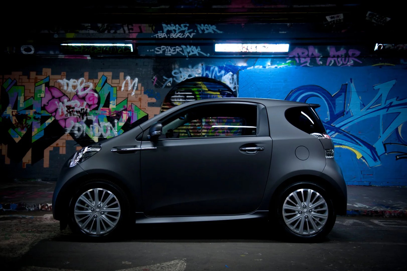 Aston Martin_Cygnet_1_generation__Mini_3-doors__8.jpg