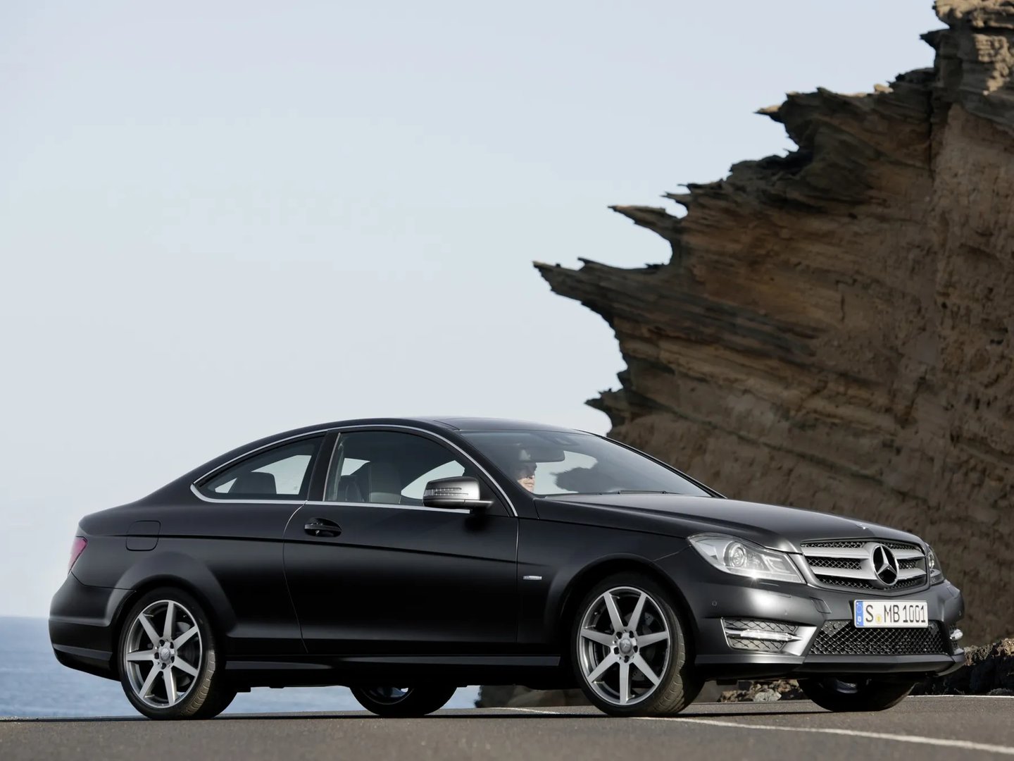 Mercedes_C-Class_3_generation_restyling__Coupe__11.jpg