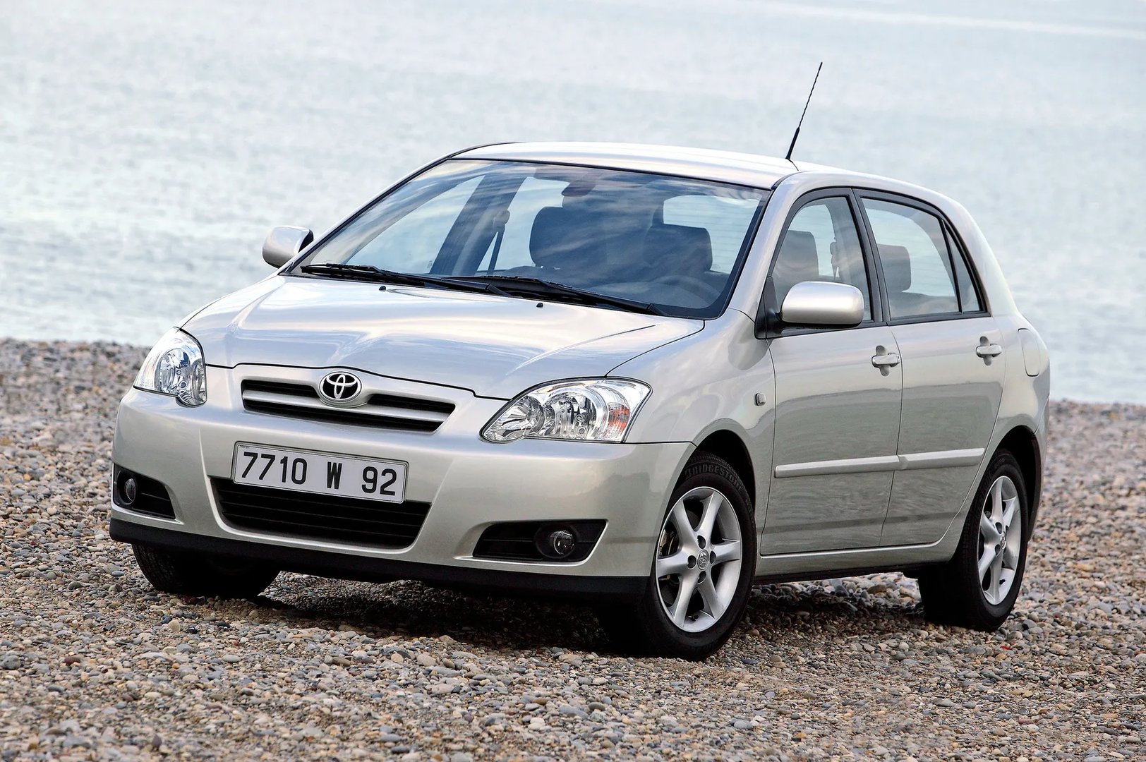 Toyota Corolla 9 generation, restyling  Hatchback 5-door
