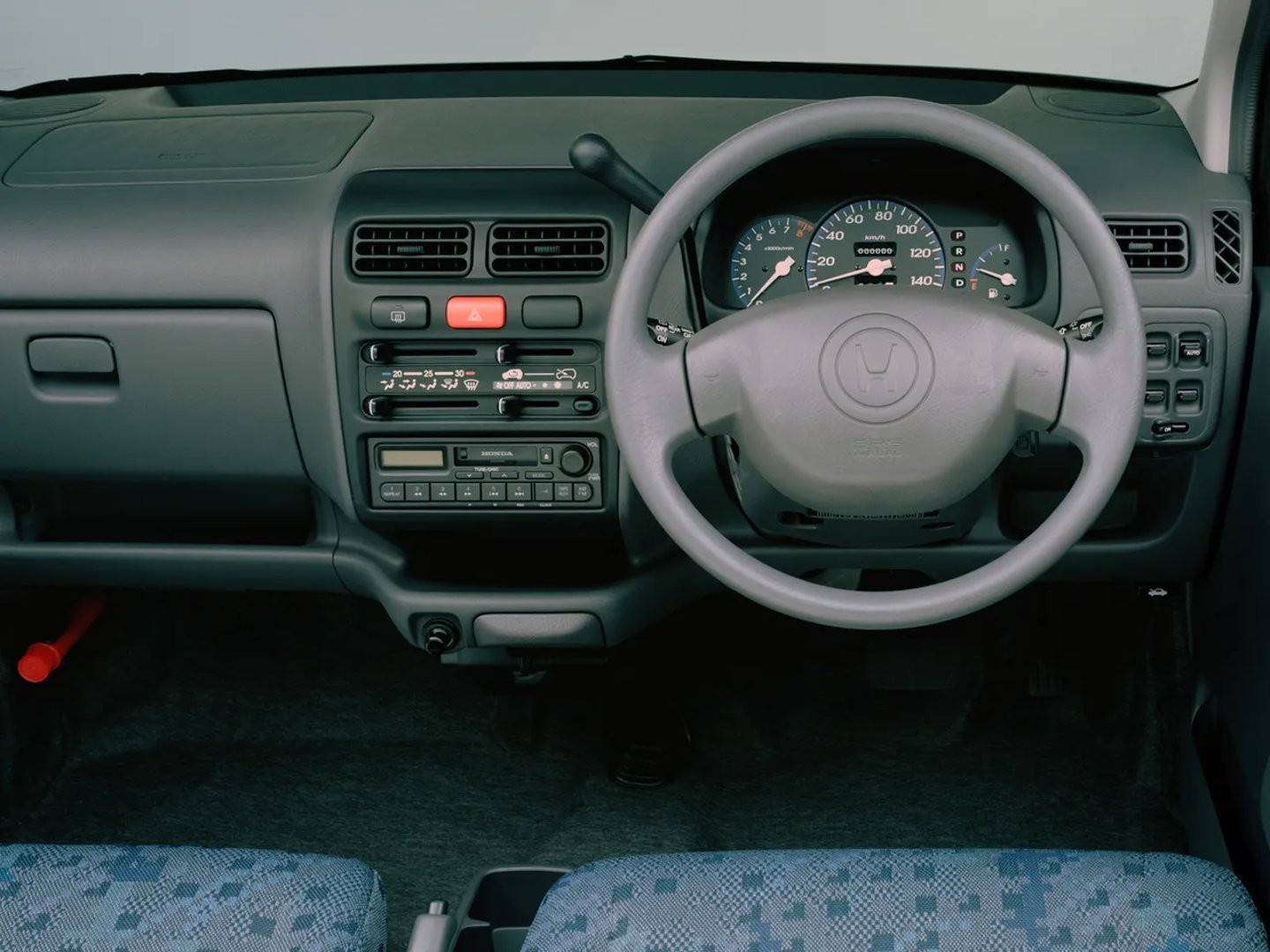 Honda_Life_3_generation__Mini_5-doors__6.jpg