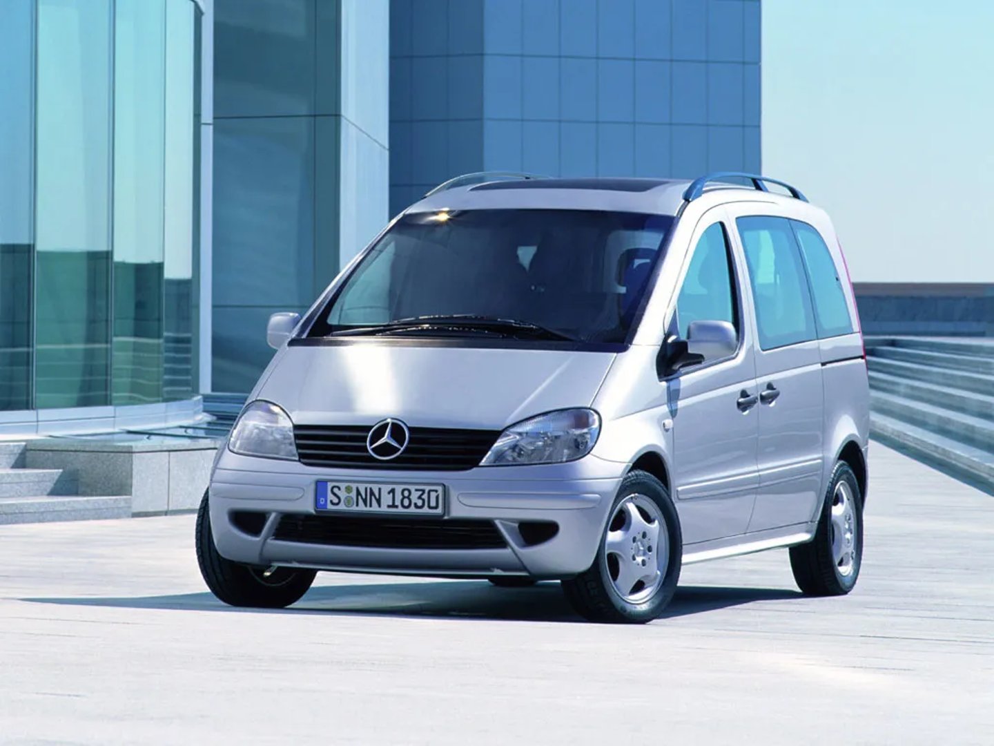 W414  Compact Van