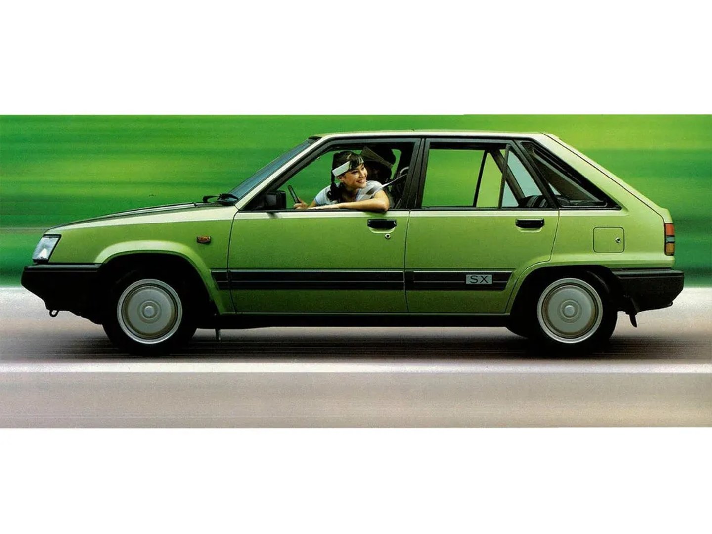 Toyota_Corsa_2_generation__Mini_5-doors__2.jpg