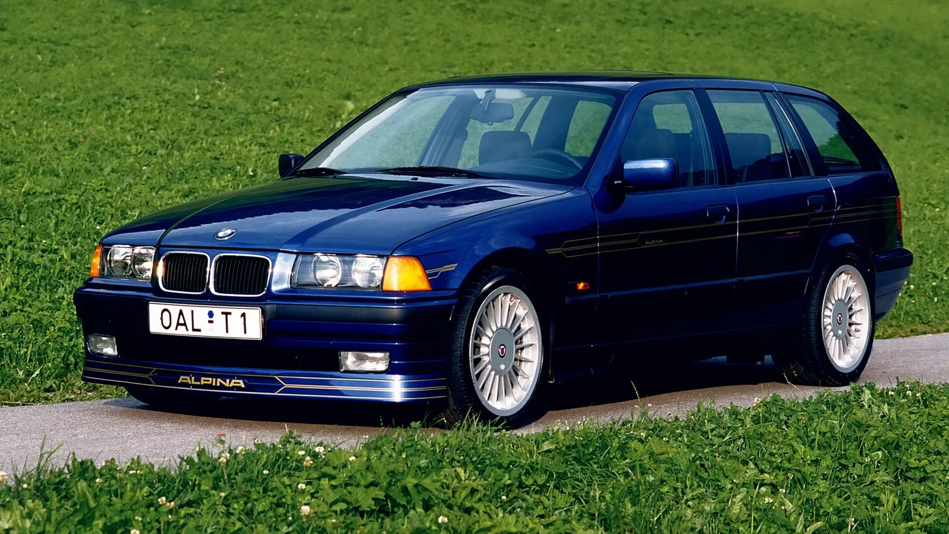 Alpina_B3_2_generation__Estate_5-door__2.jpg