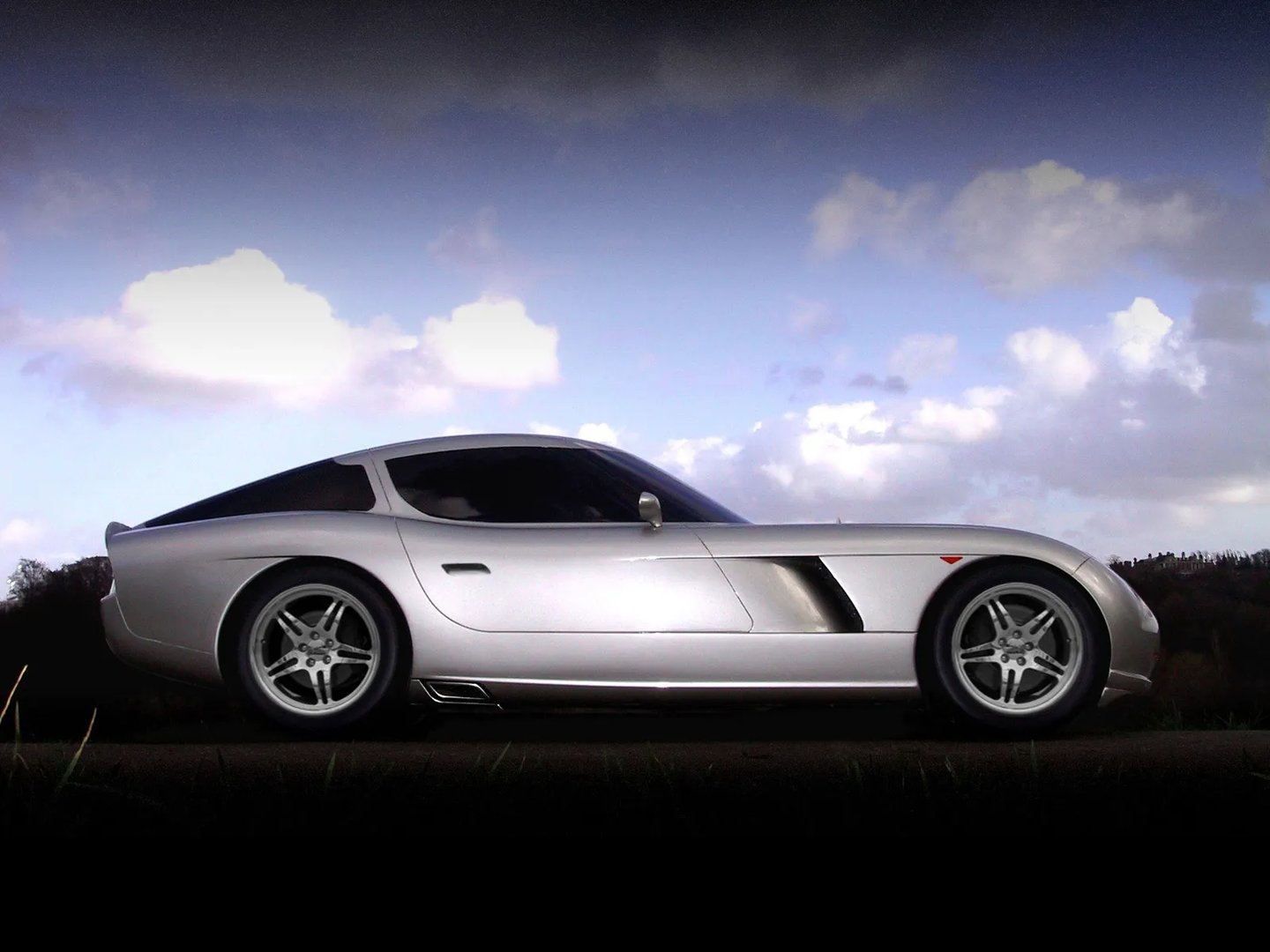 Bristol_Fighter_1_generation__Coupe__6.jpg