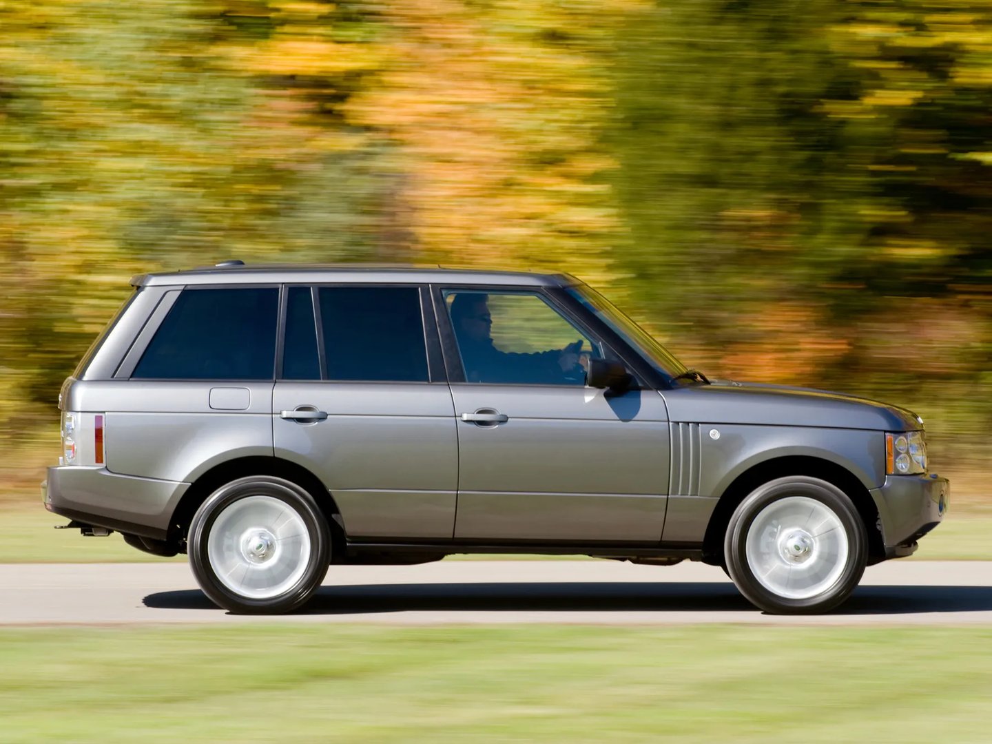 Land Rover_Range_Rover_3_generation_restyling__SUV_5-doors__4.jpg