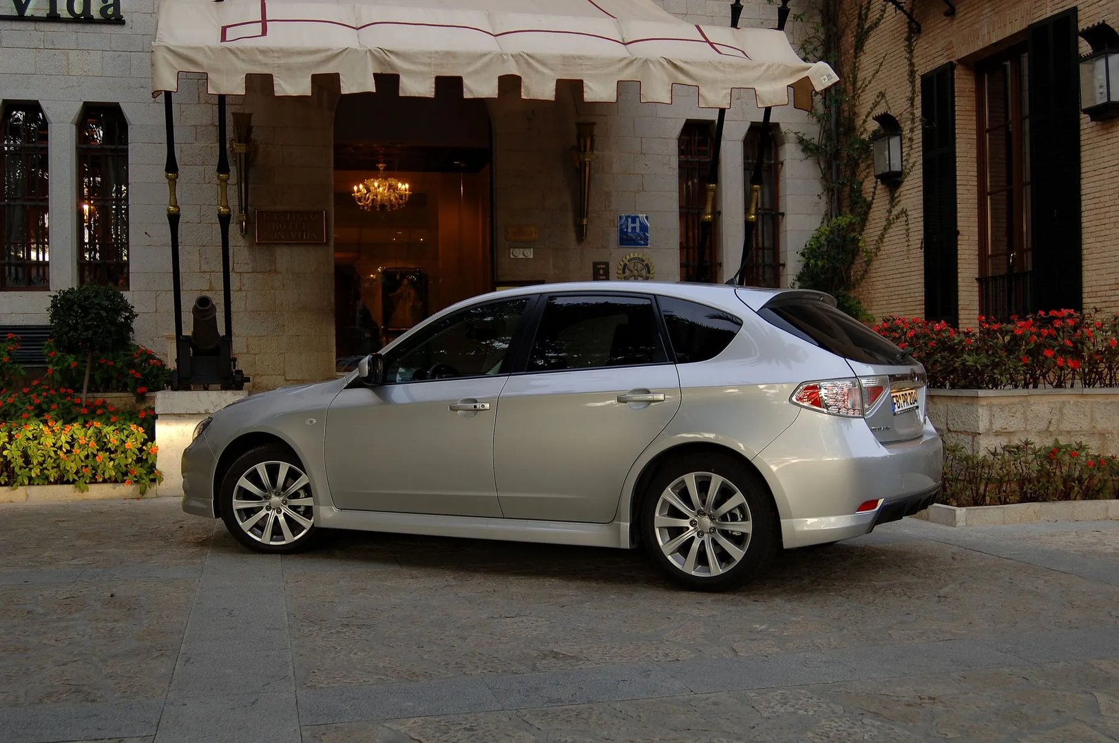 Subaru_Impreza_3_generation__Hatchback_5-door__5.jpg