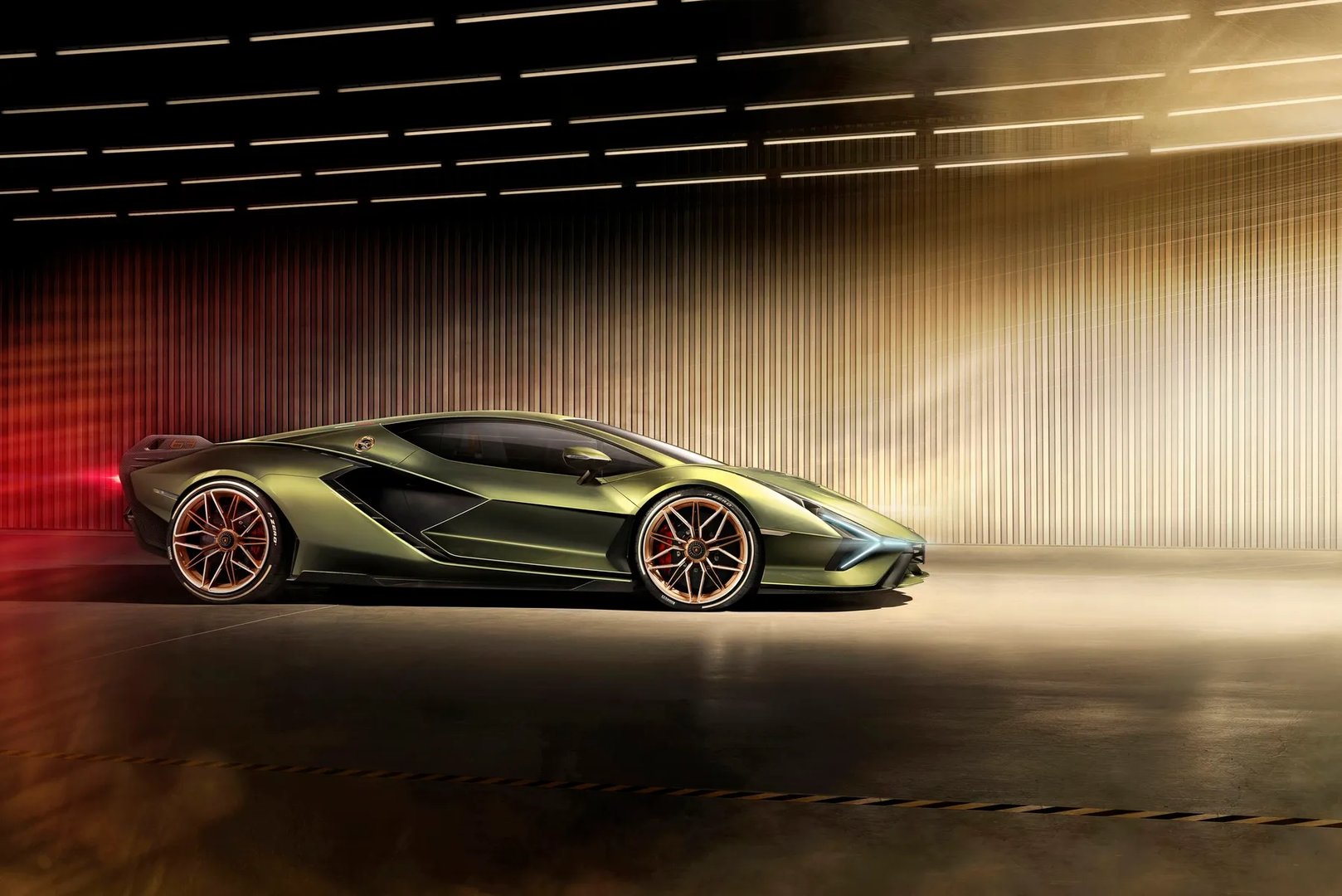 Lamborghini_Sian_FKP_37_1_generation__Coupe__4.jpg