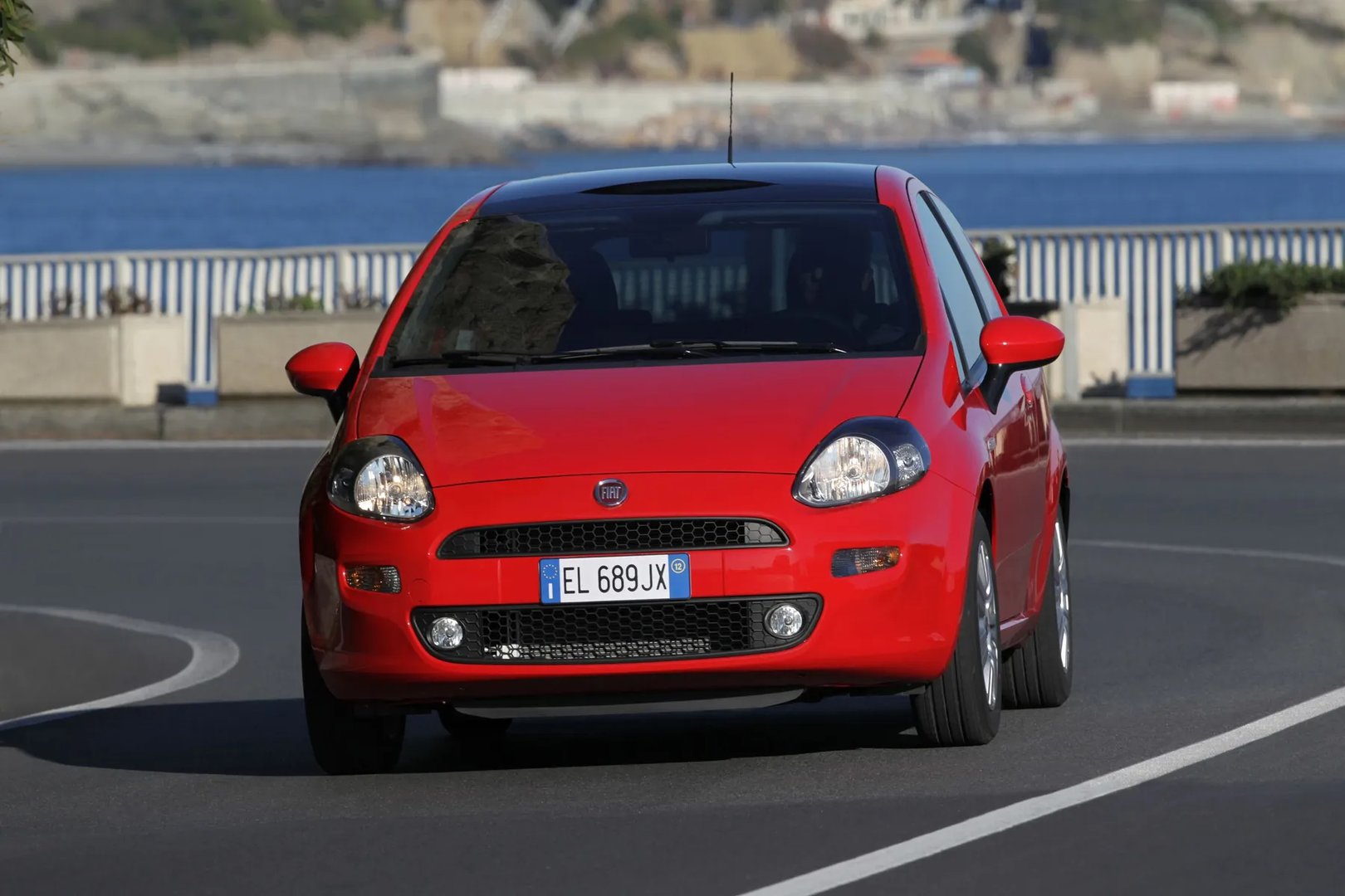 Fiat_Punto_3_generation_restyling_2__Mini_3-doors__9.jpg
