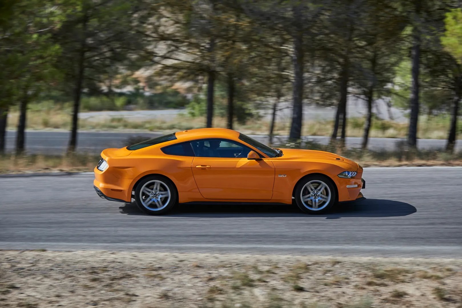 Ford_Mustang_6_generation_restyling__Coupe__11.jpg