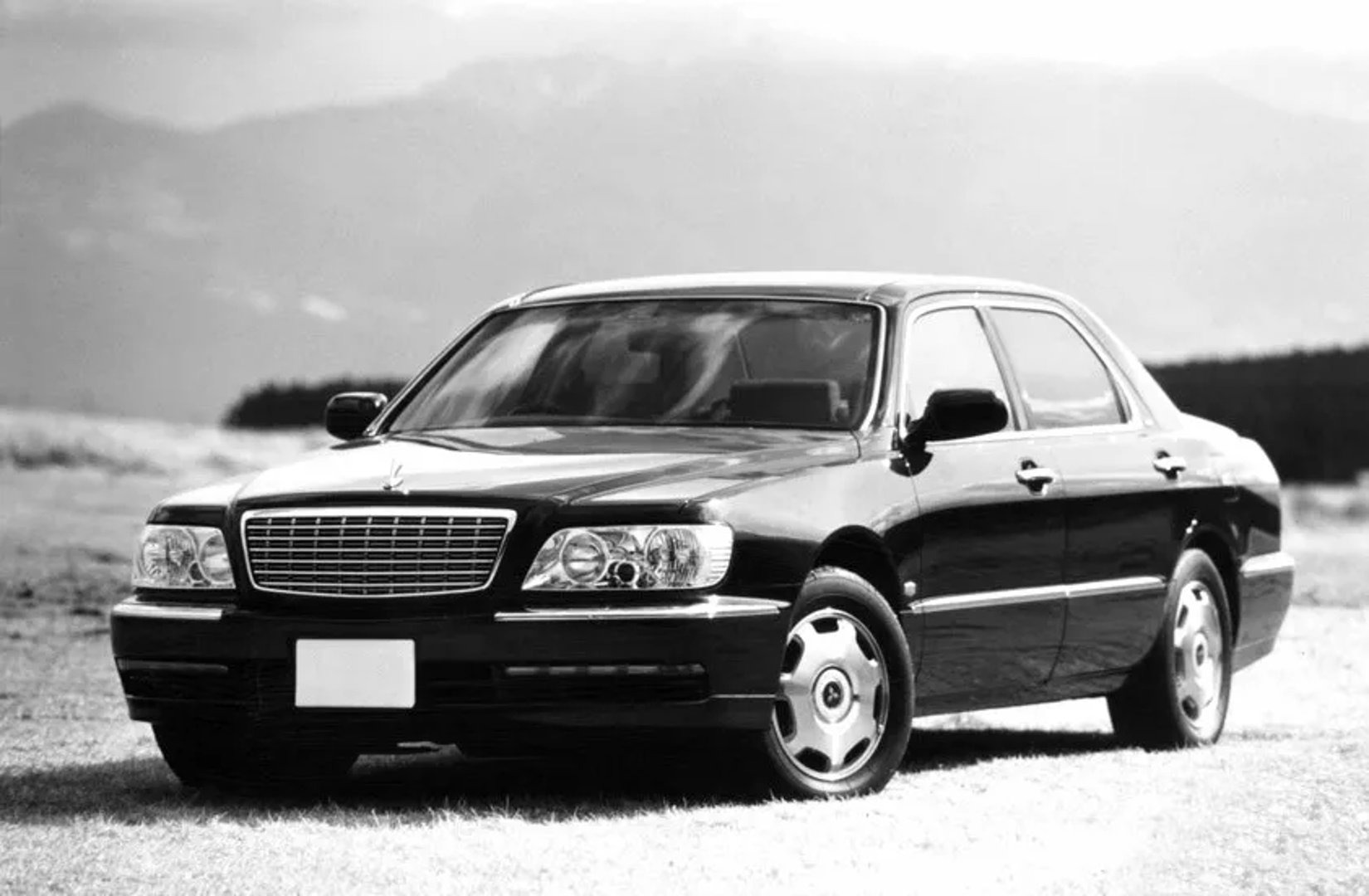Mitsubishi_Proudia_1_generation__Sedan__2.jpg