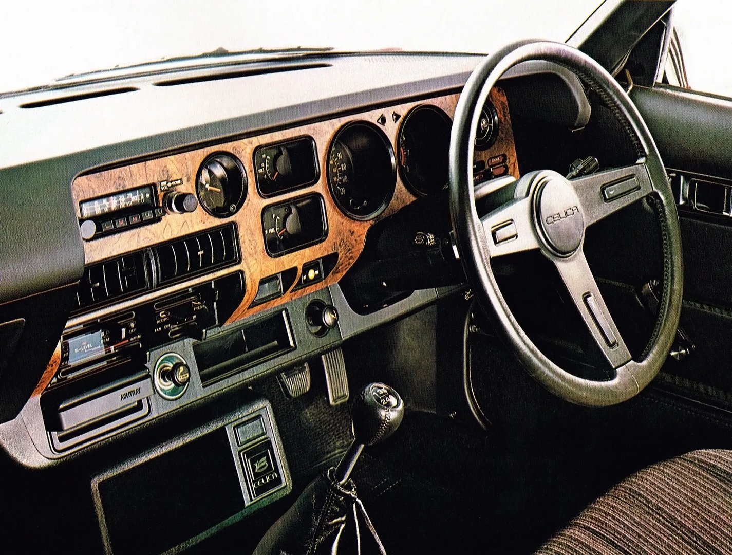 Toyota_Celica_2_generation__Coupe__13.jpg