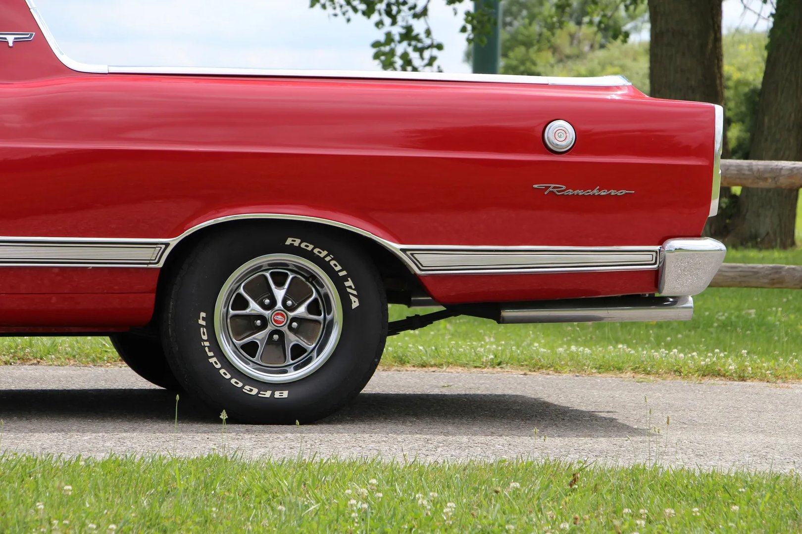Ford_Ranchero_3_generation__Pickup__11.jpg