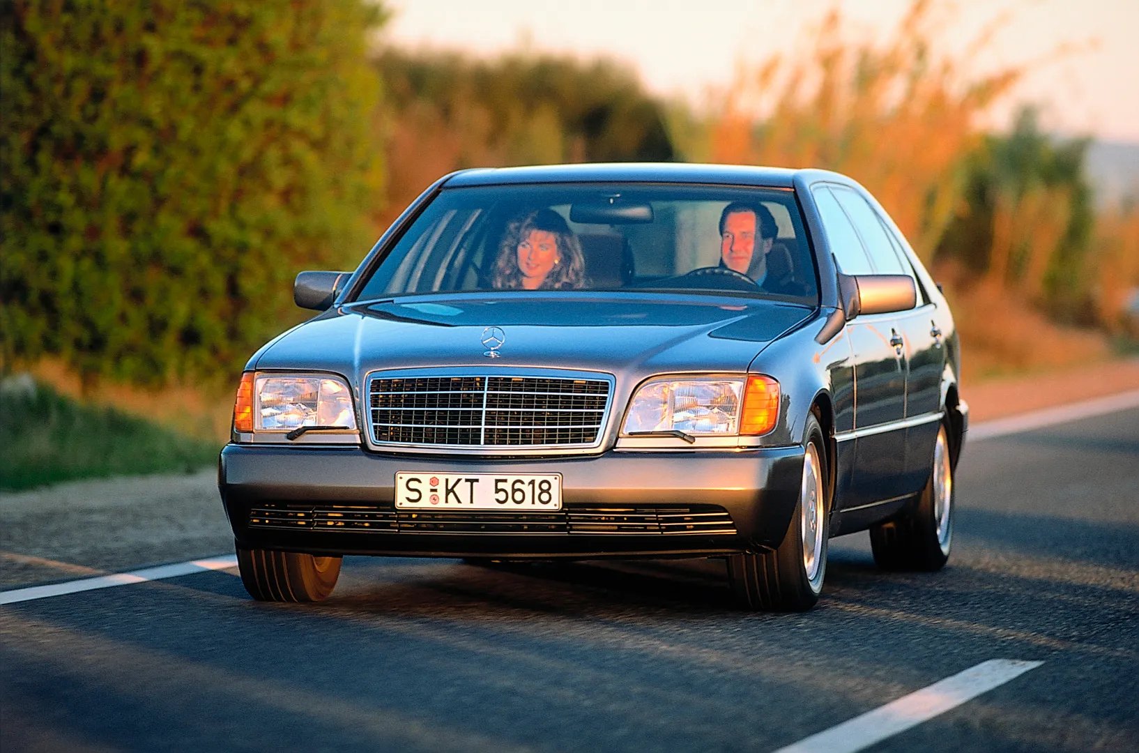 Mercedes_S-Class_3_generation__Sedan_Long__8.jpg