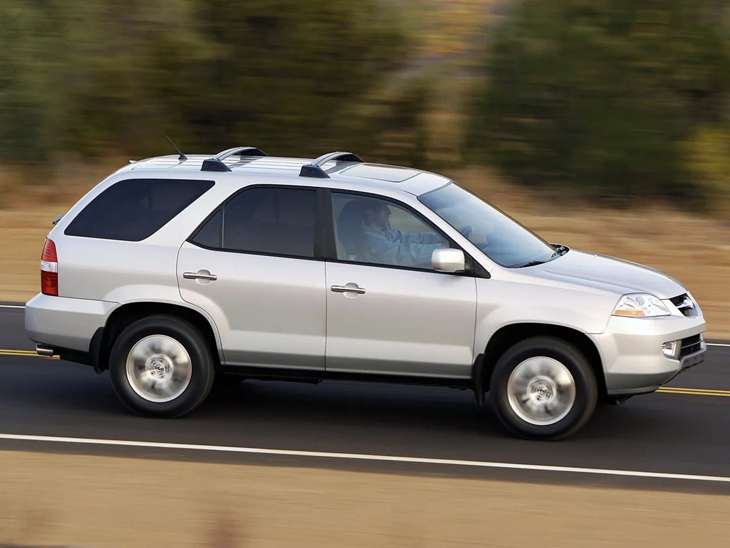 Acura_MDX_1_generation__SUV_5-doors__5.jpg