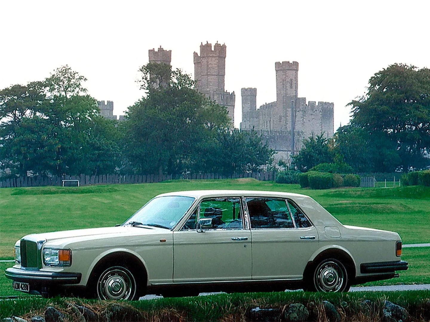 Bentley_Mulsanne_1_generation__Sedan__5.jpg