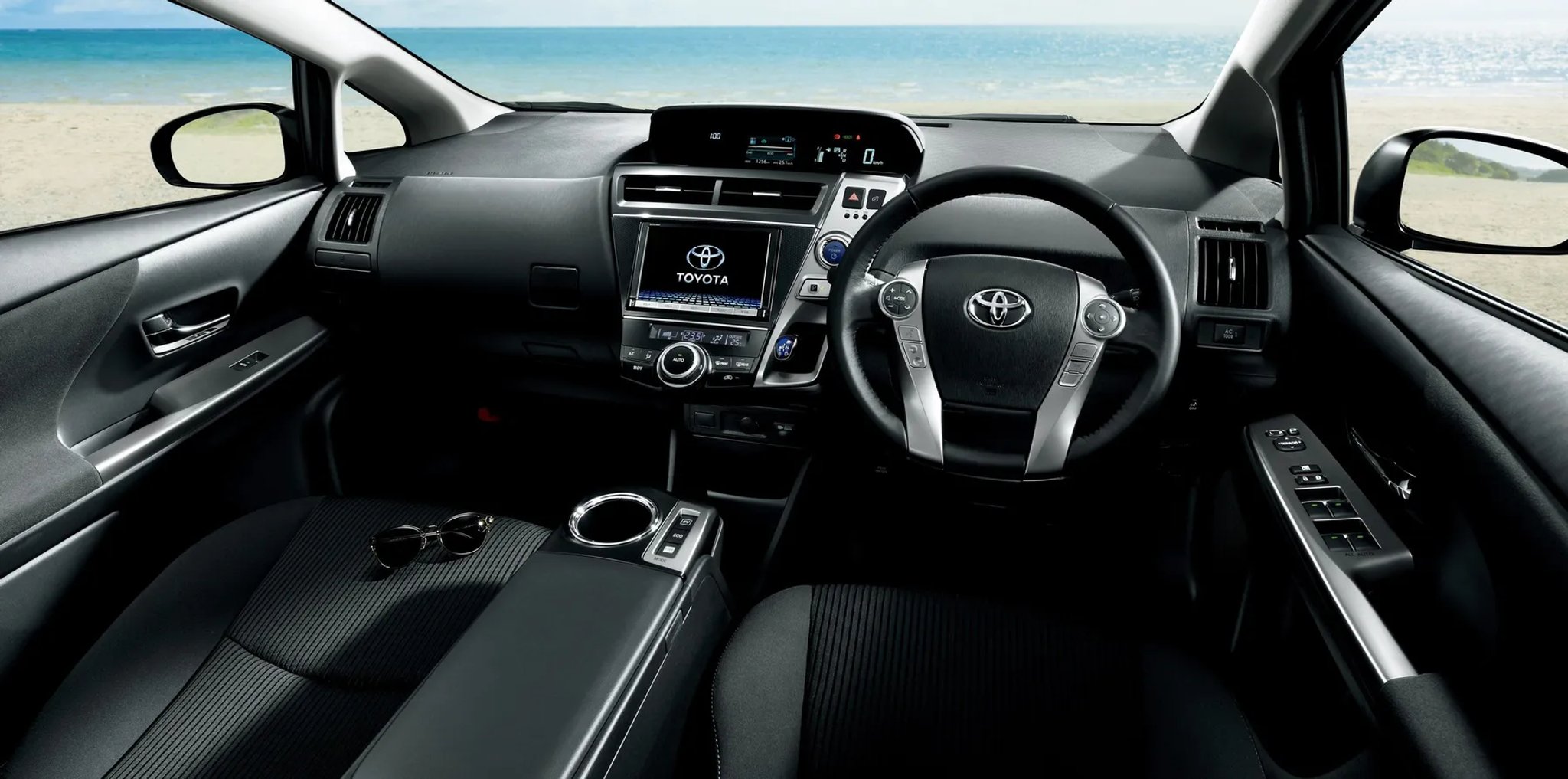 Toyota_Prius_Alpha_1_generation_restyling__Estate_5-door__4.jpg