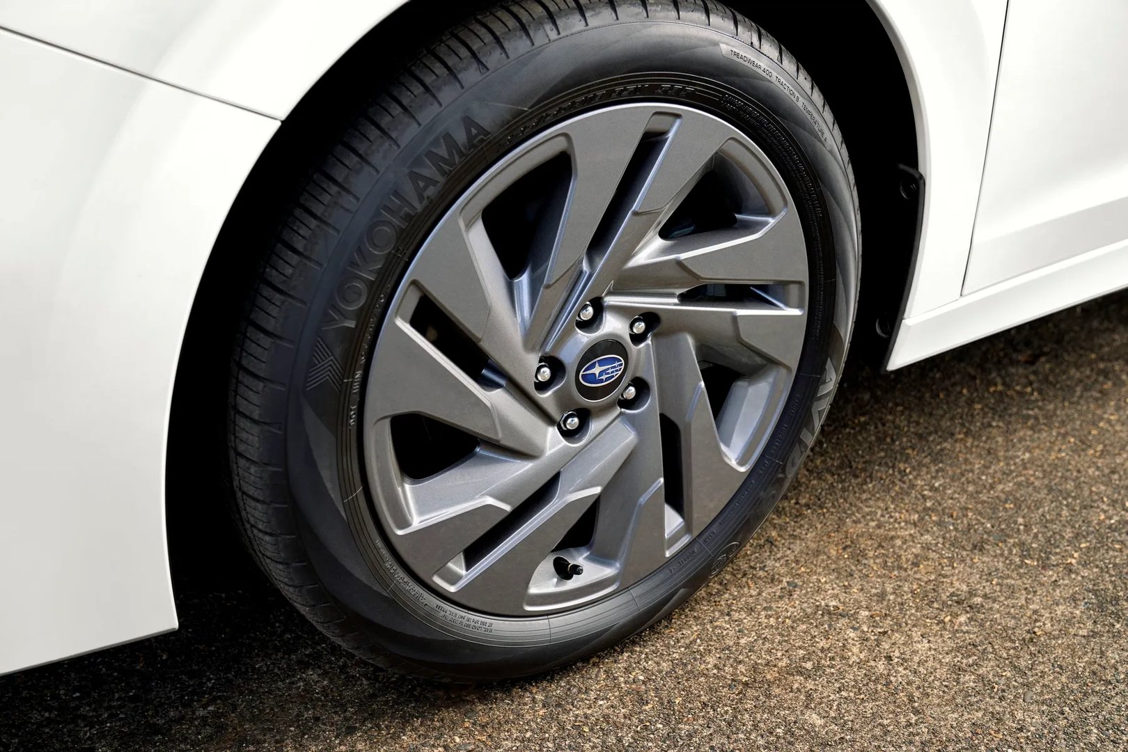 Subaru_Legacy_7_generation_restyling__Sedan__8.jpg