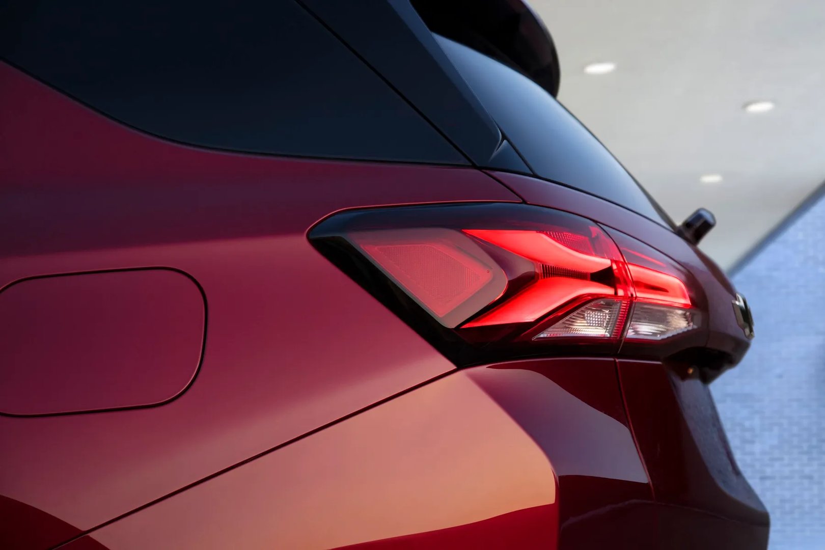 Chevrolet_Equinox_3_generation_restyling_1__SUV_5-doors__7.jpg