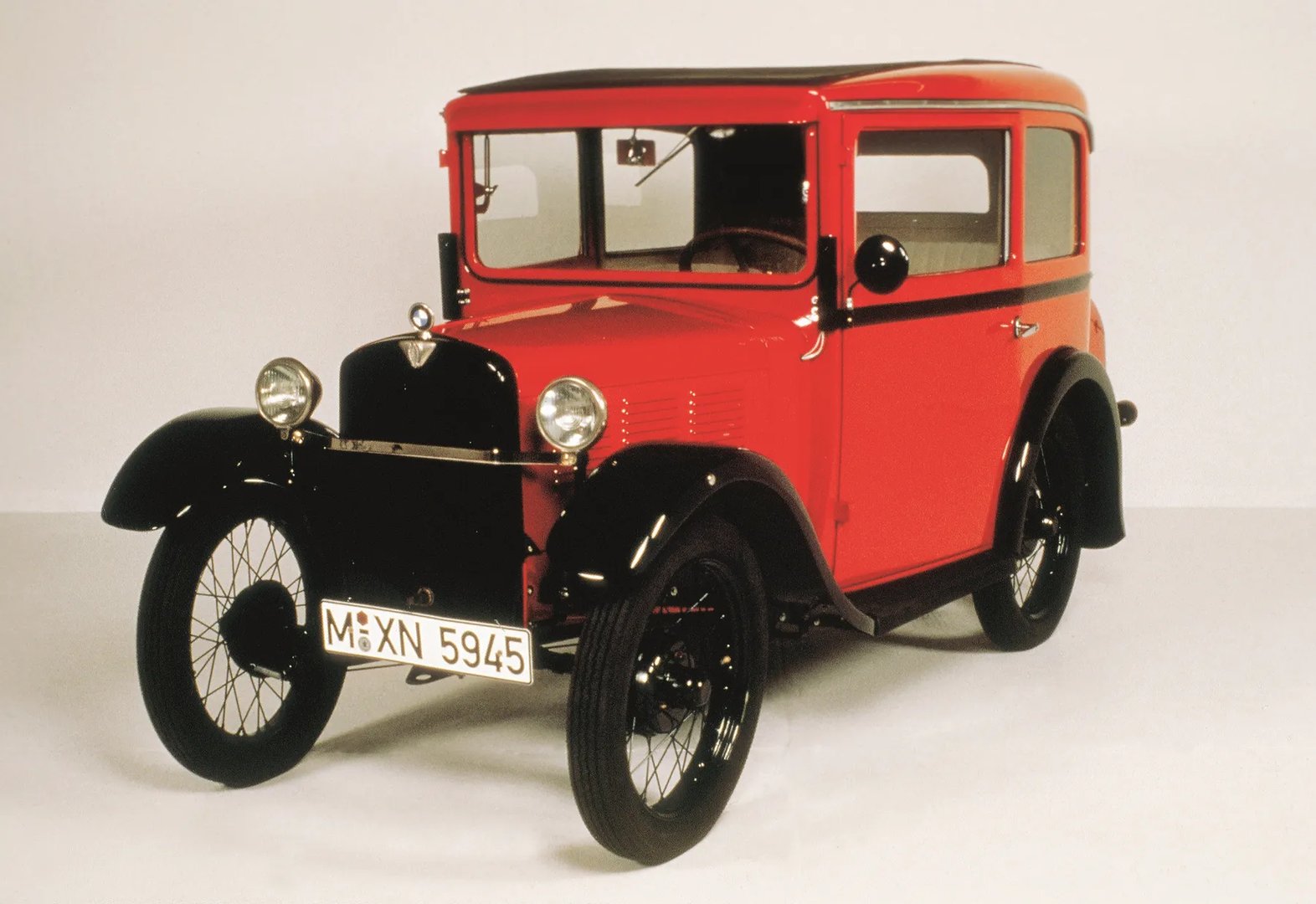BMW_3-15_3_generation__Limousine__1.jpg