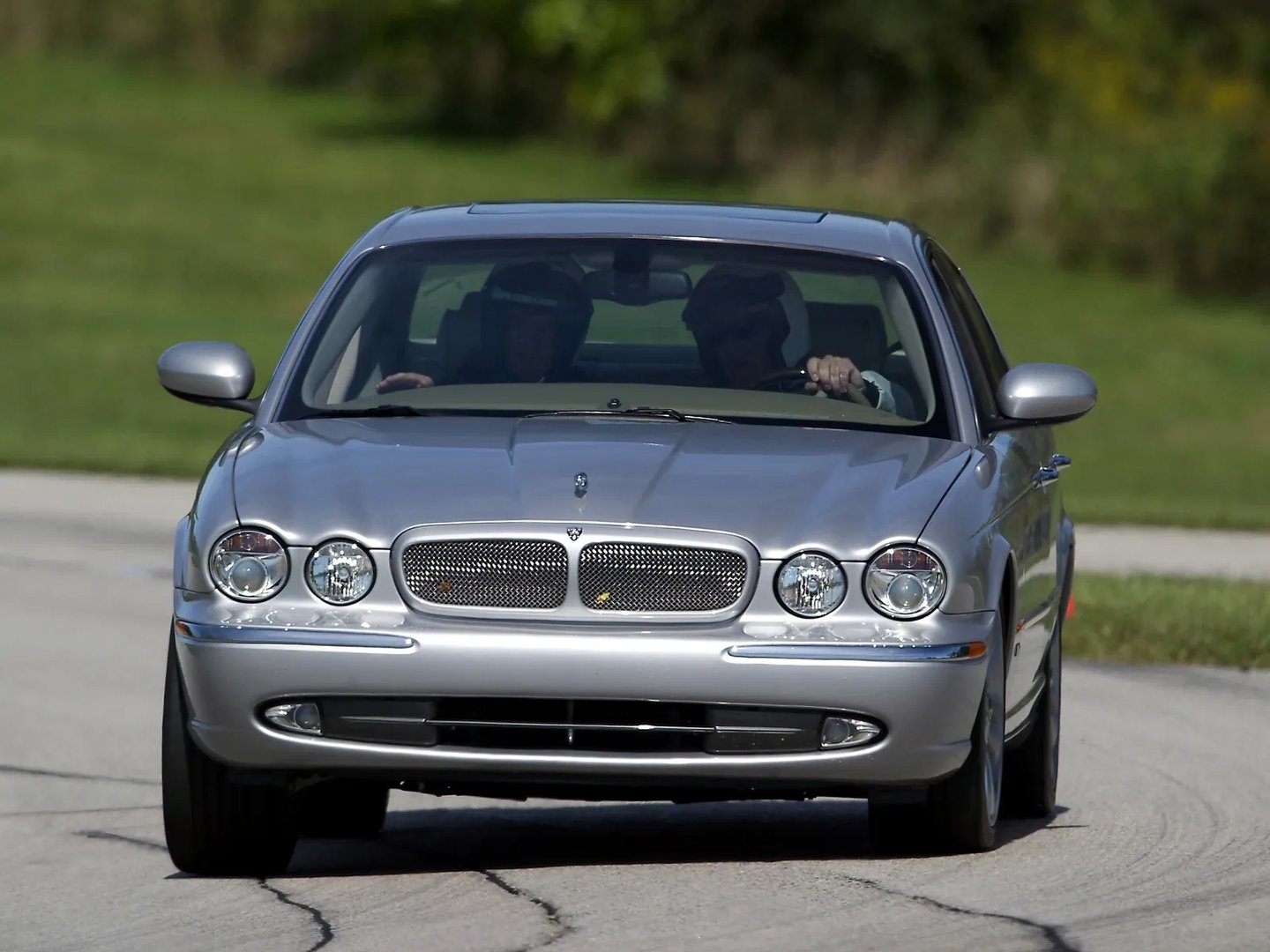 Jaguar_XJR_3_generation__Sedan__5.jpg