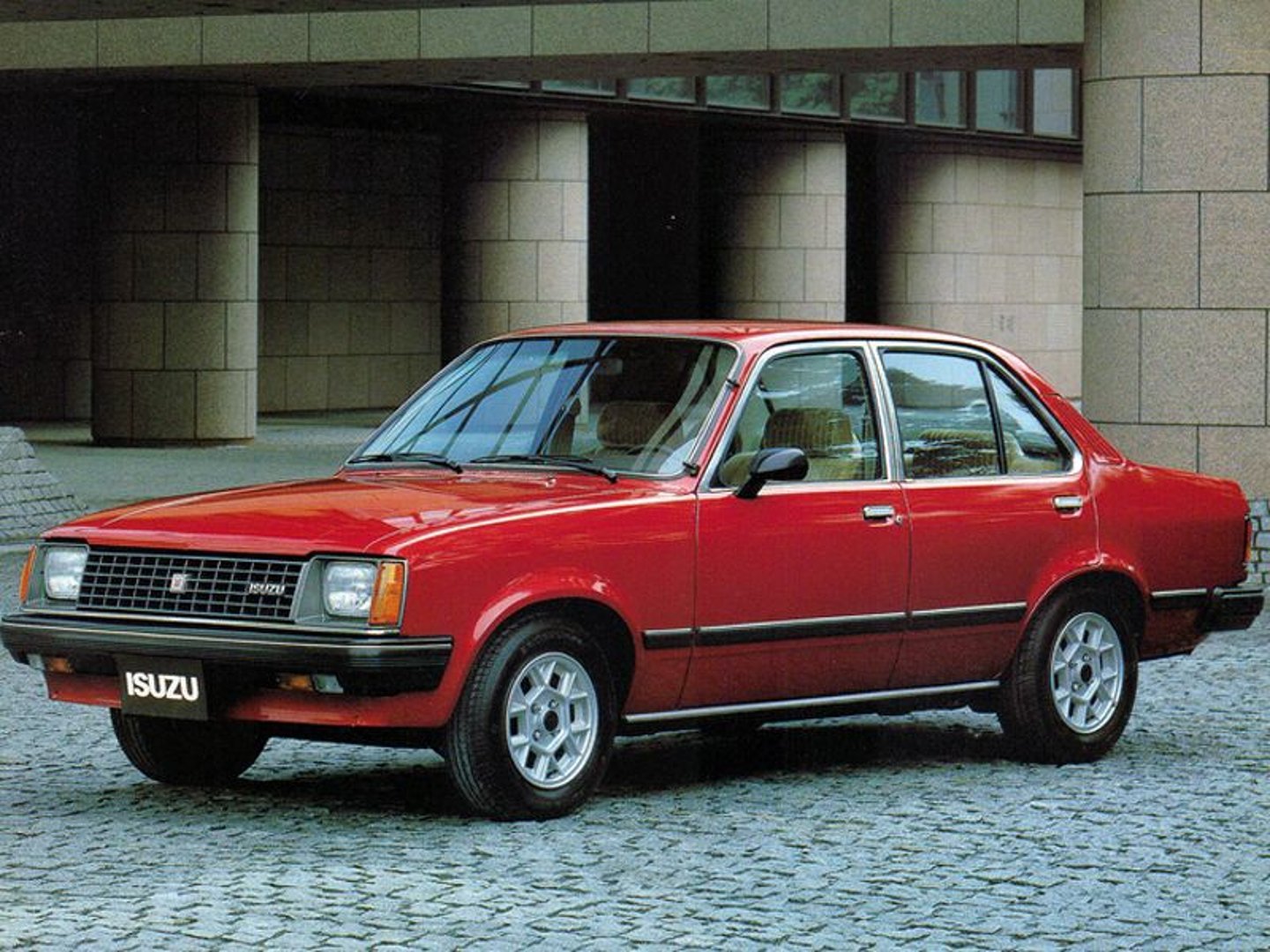 isuzu_Gemini_1_generation__Sedan__6.jpg