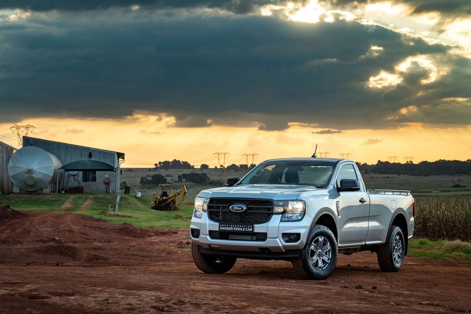 Ford_Ranger_4_generation__Pickup_single-cab__9.jpg