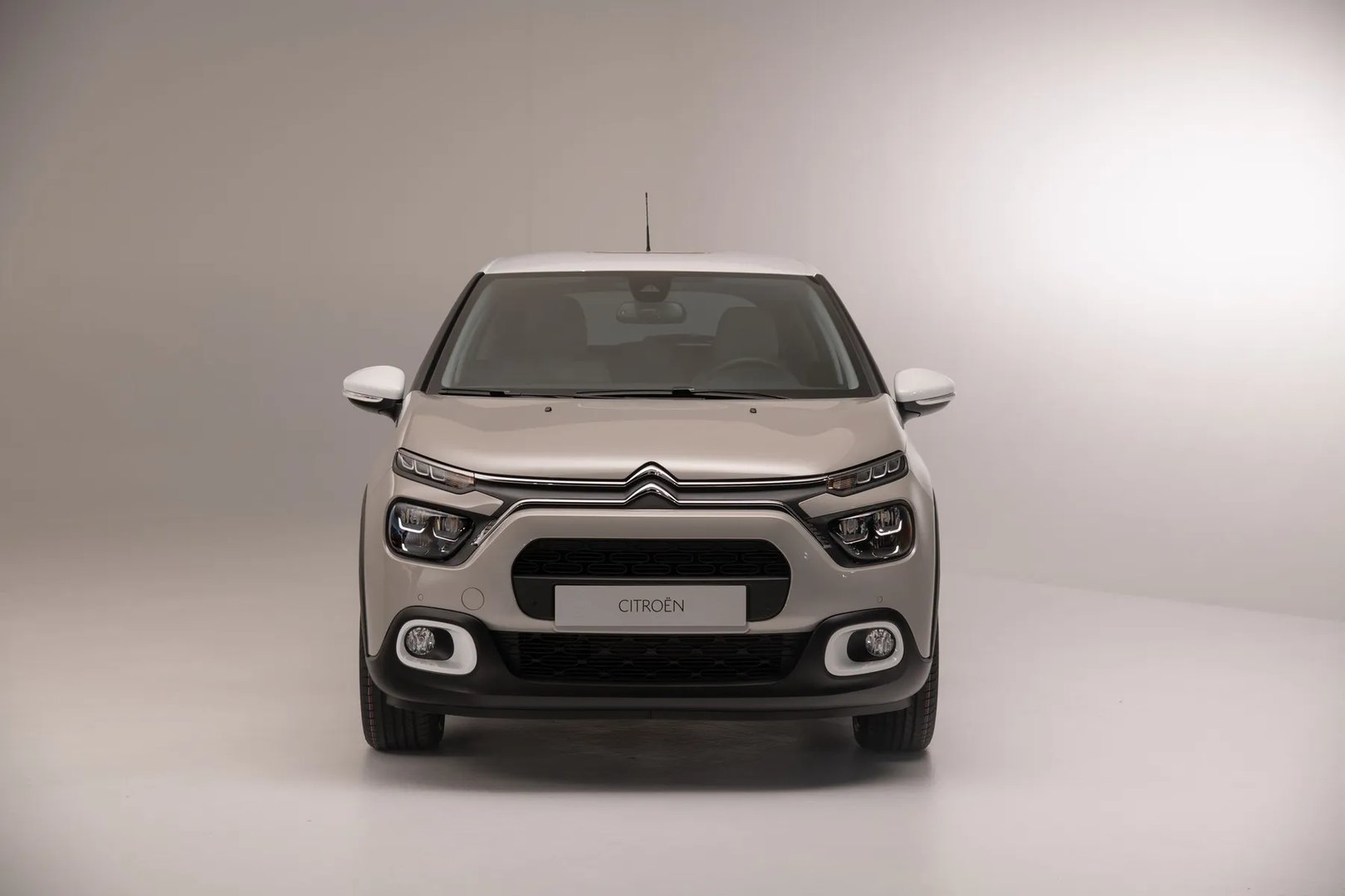 Citroen_C3_3_generation_restyling__Mini_5-doors__7.jpg