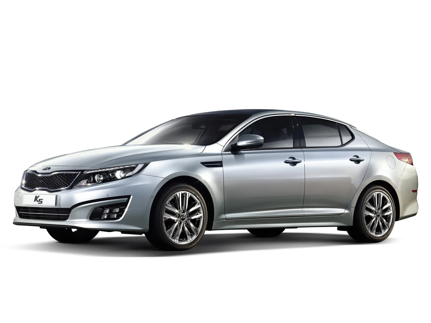 Kia_K5_1_generation_restyling__Sedan__1.jpg
