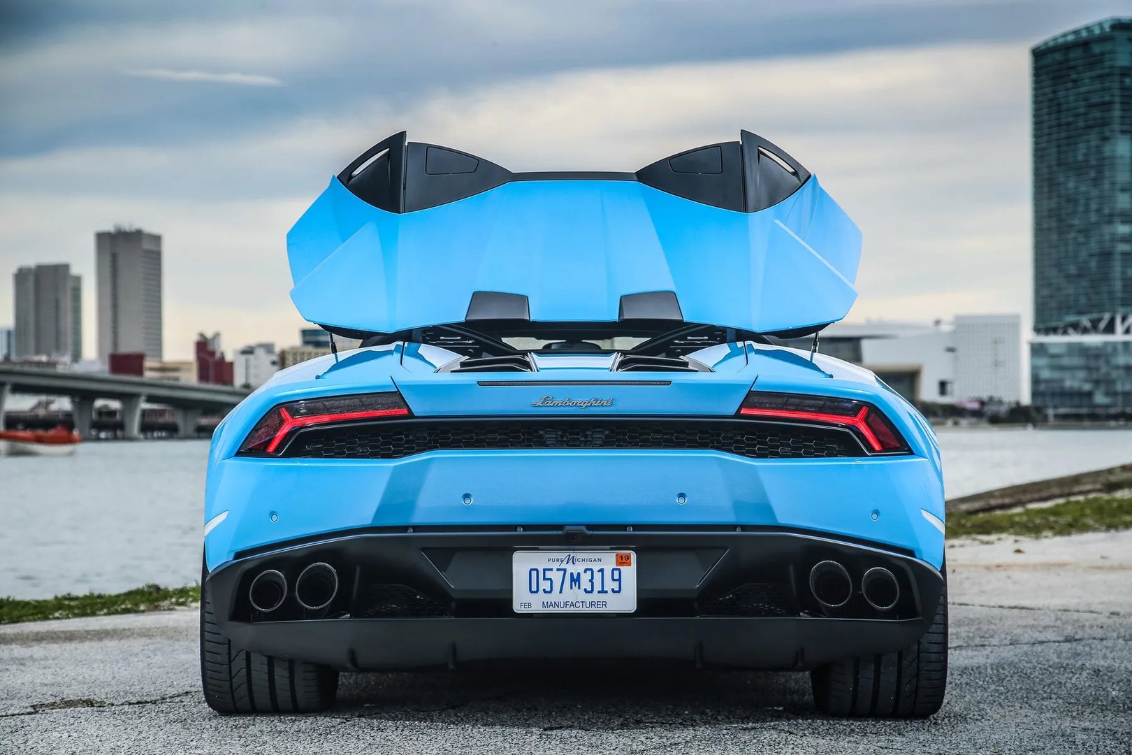 Lamborghini_Huracan_1_generation__Roadster__7.jpg