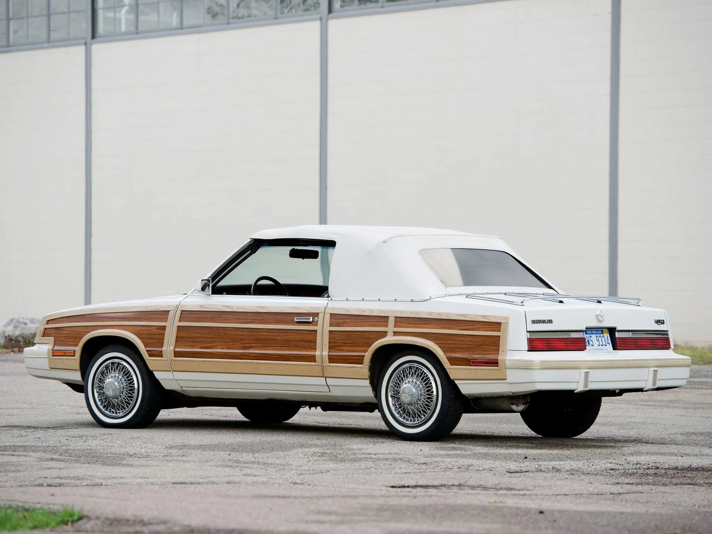 Chrysler_LeBaron_2_generation__Cabrio__1.jpg