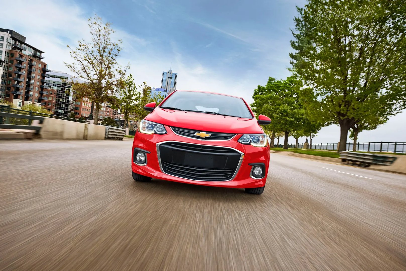 Chevrolet_Sonic_1_generation_restyling_1__Hatchback_5-door__4.jpg