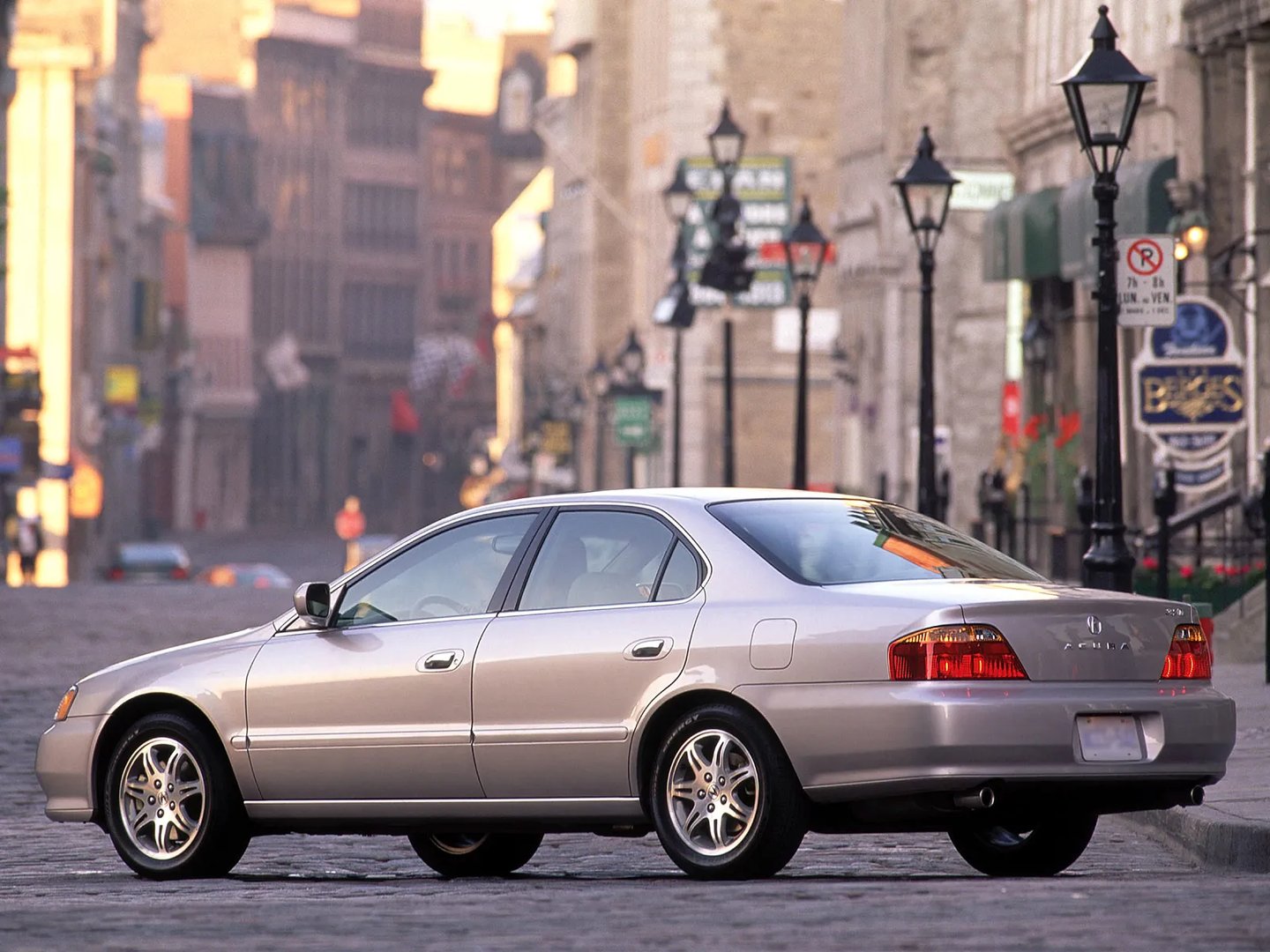 Acura_TL_2_generation__Sedan__4.jpg