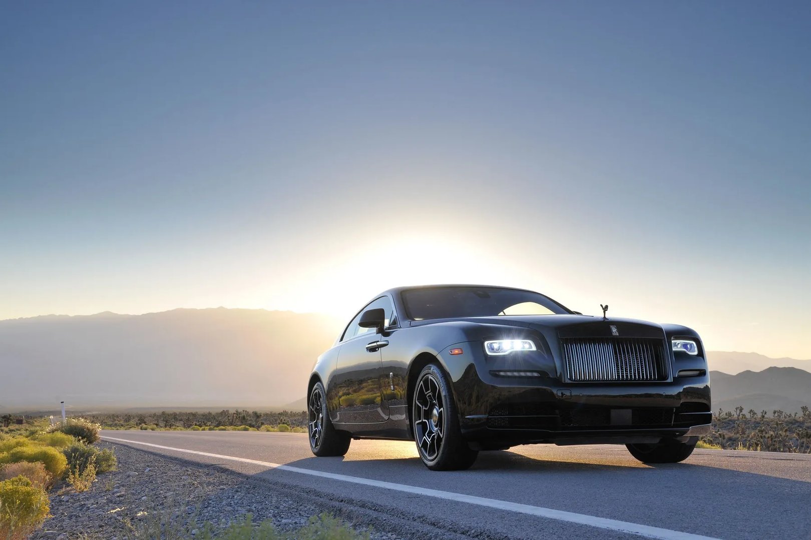 Rolls-Royce_Wraith_2_generation_restyling__Coupe_Hardtop__7.jpg